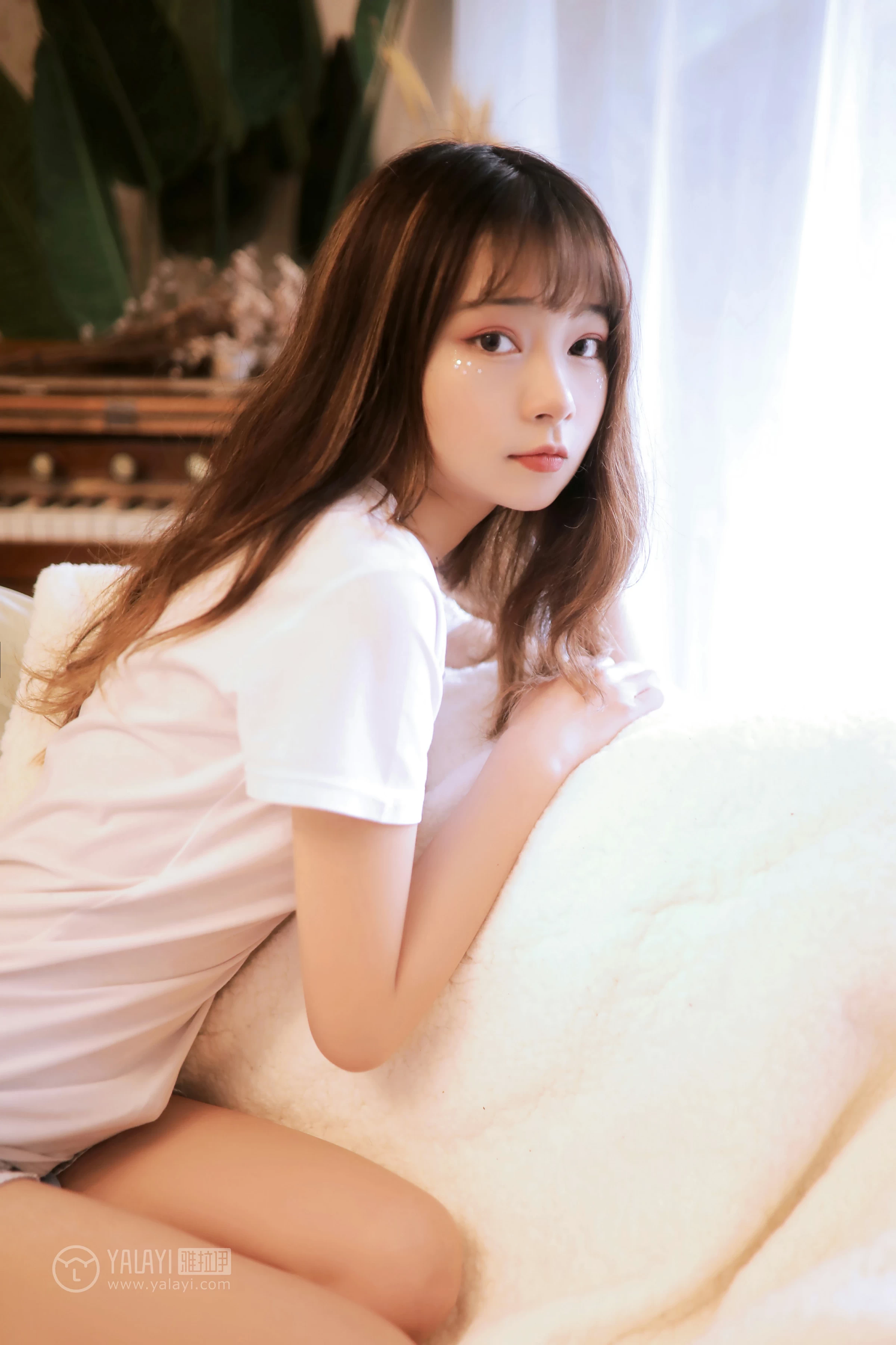 [YALAYI雅拉伊]No.303 花仙 花儿 白色镂空连衣裙与白色芭蕾舞裙性感私房写真集第4张
