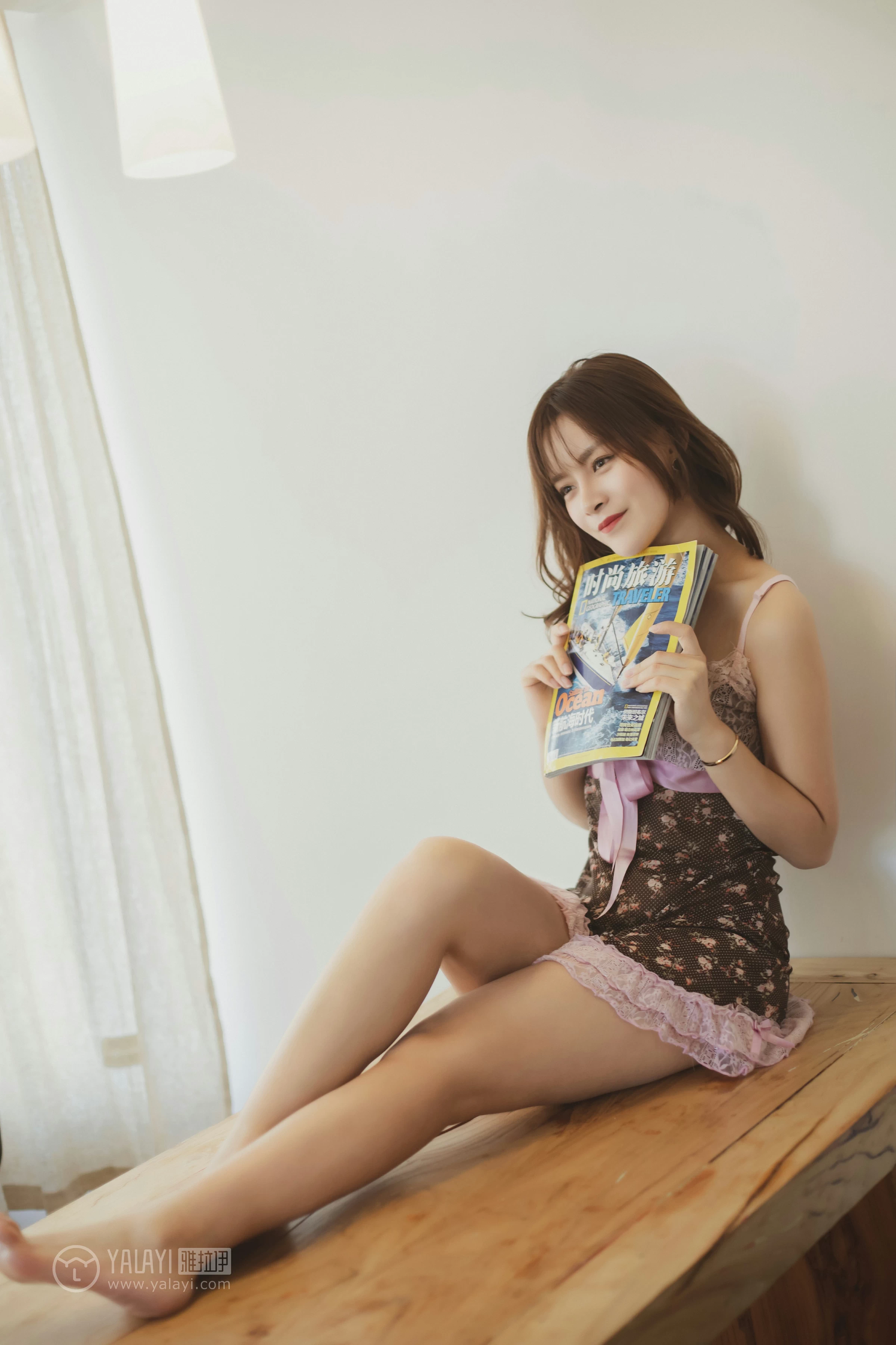 [YALAYI雅拉伊]No.312 私人 芷琳 粉色吊带透视睡衣加红色蕾丝内衣性感私房写真集第13张