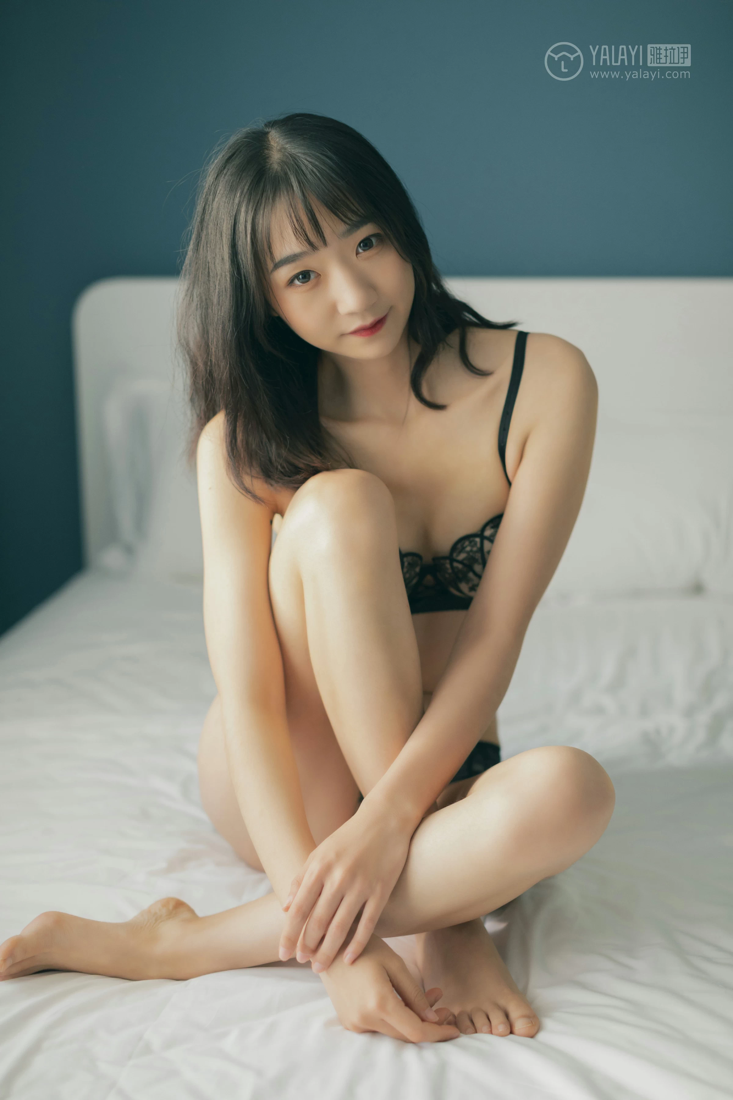 [YALAYI雅拉伊]No.318 午后时光 念念 黑色蕾丝内衣居家性感私房写真集第8张