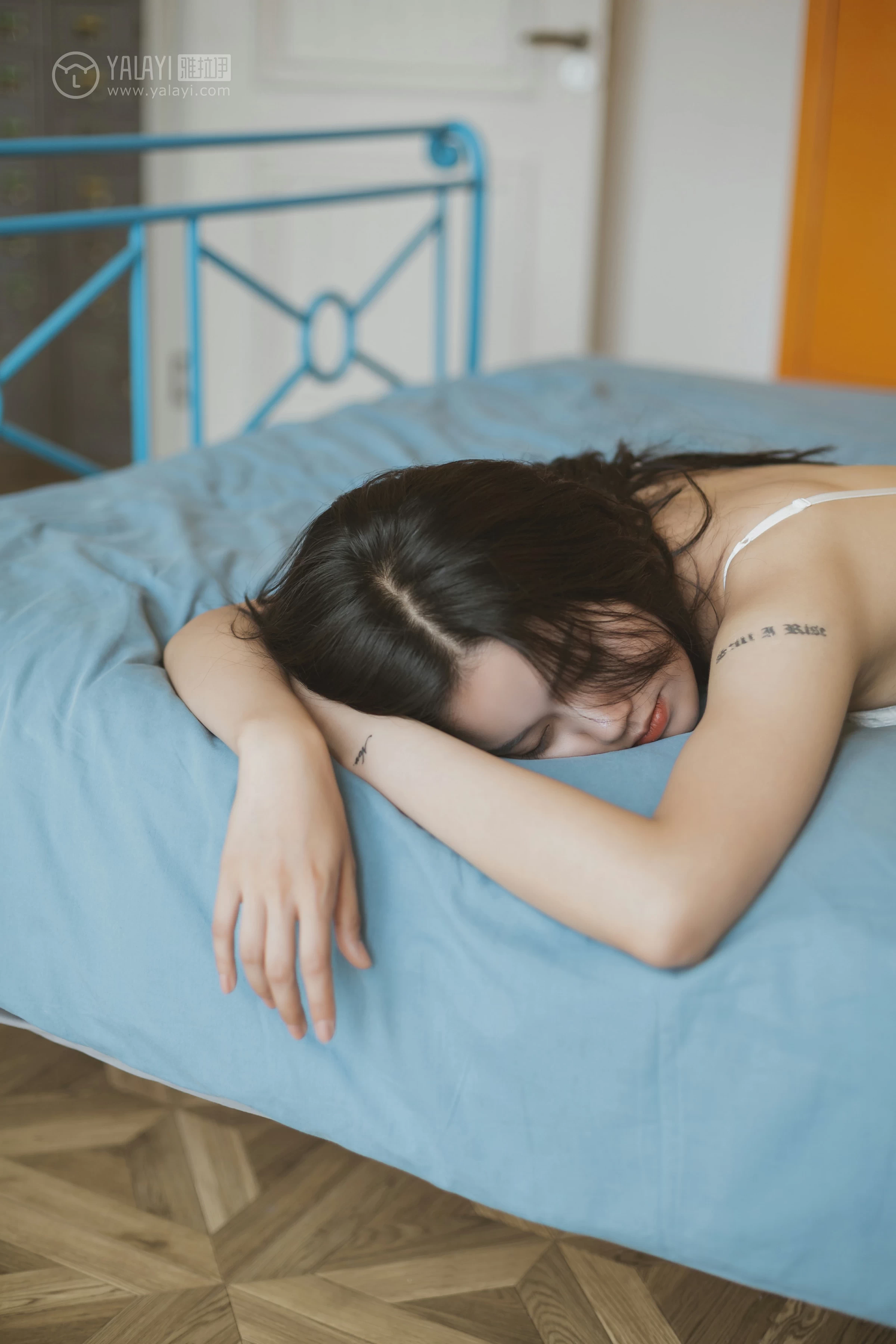 [YALAYI雅拉伊]No.344 情绪断片 荔子 白色蕾丝内衣性感私房写真集第15张