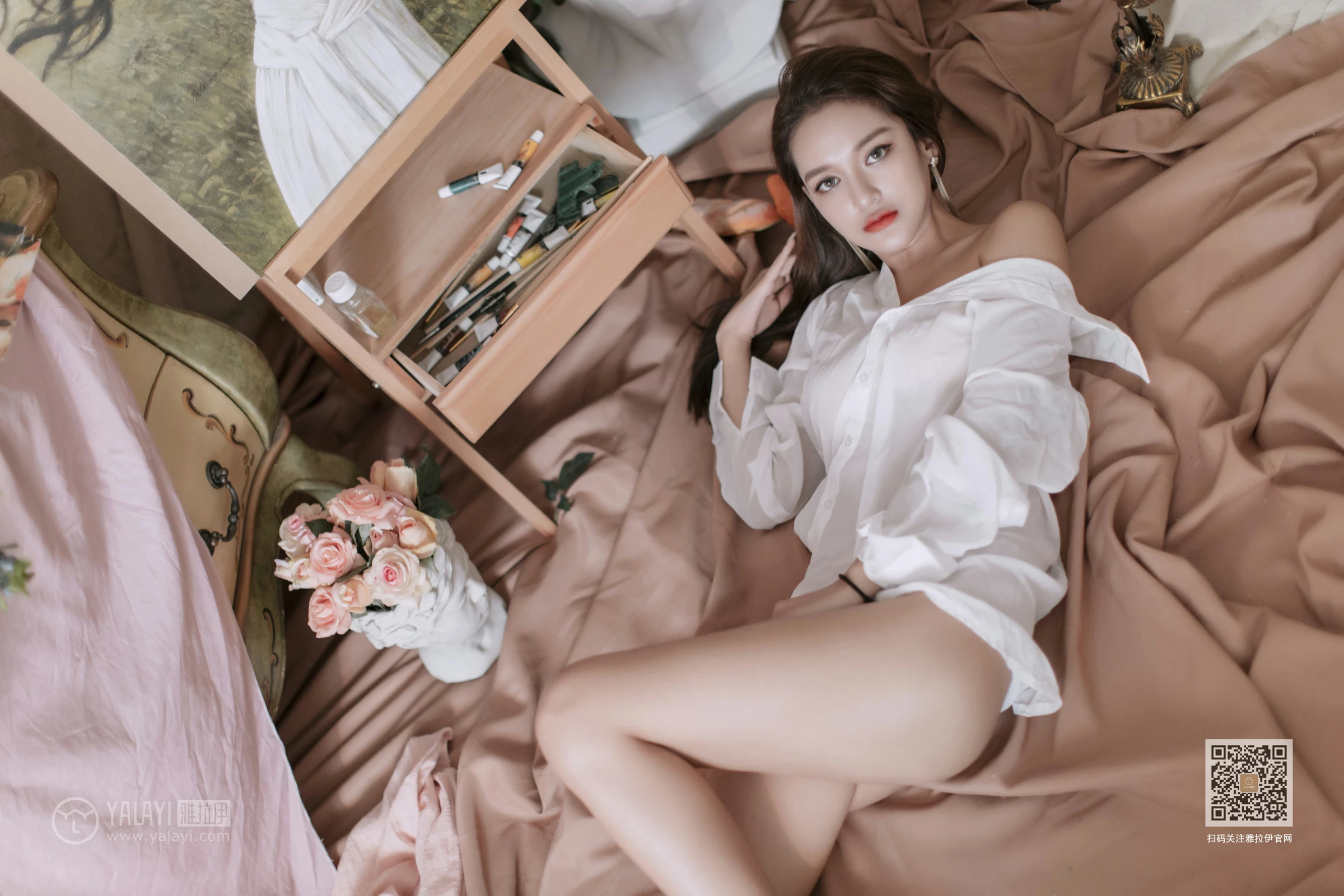 [YALAYI雅拉伊]No.398 如雪如霜 刘子炀 白色透视衬衫居家性感私房写真集第2张