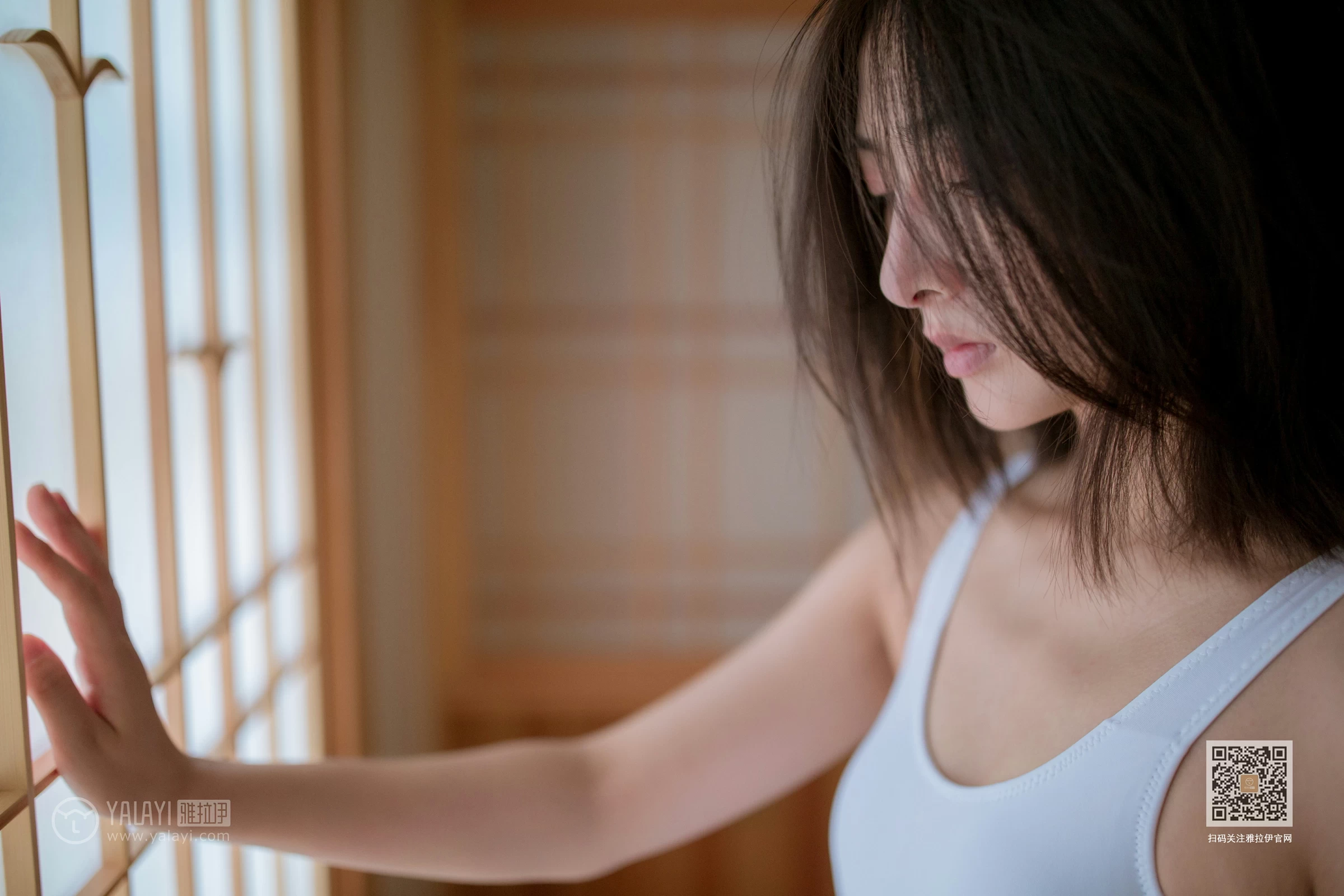 [YALAYI雅拉伊]Vol.411 楚楚 白色连体运动内衣居家性感私房写真集第15张