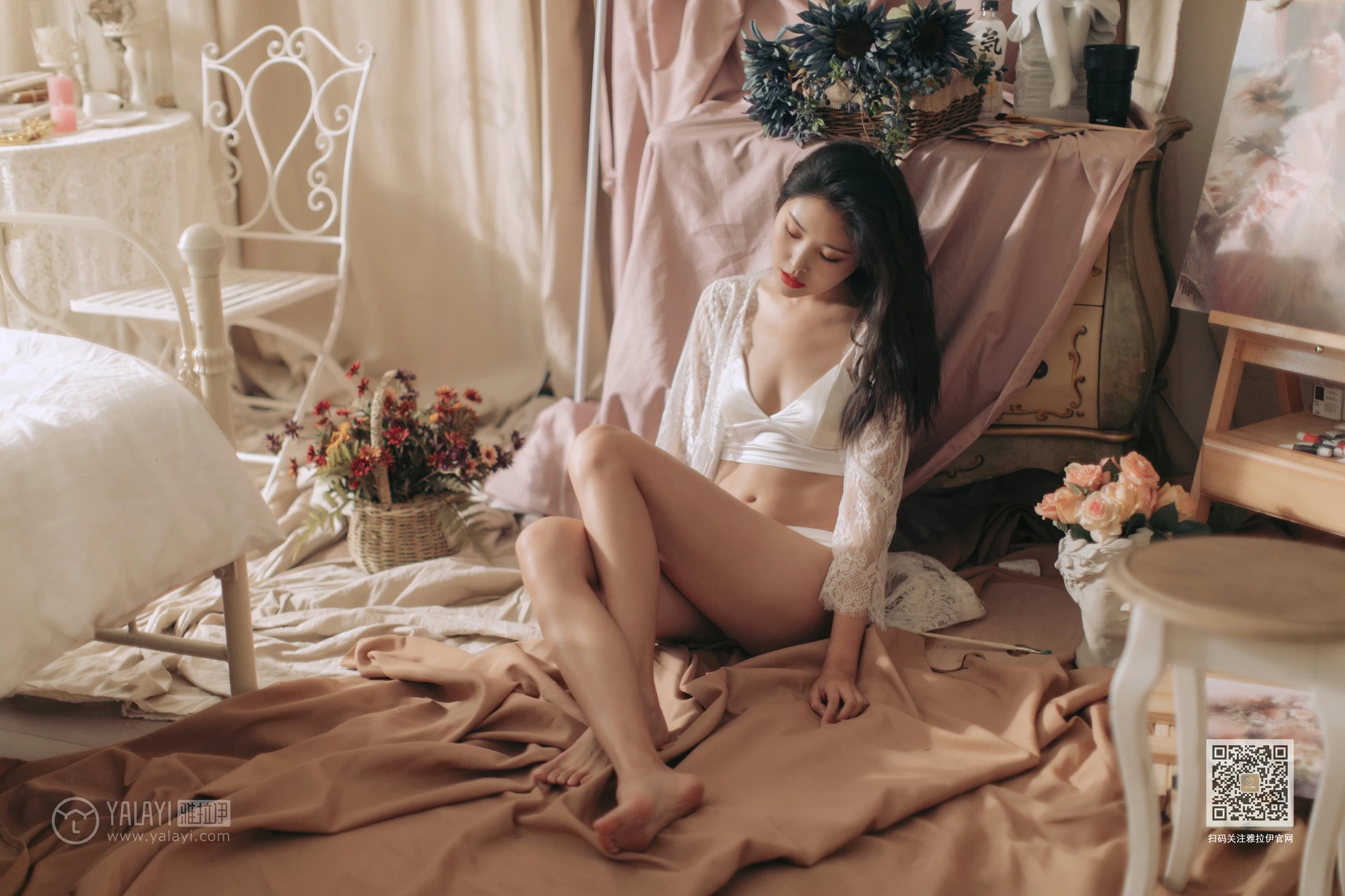 [YALAYI雅拉伊]Vol.423 好想告诉你 仓儿 白色透视镂空睡衣加白色内衣性感私房写真集第1张