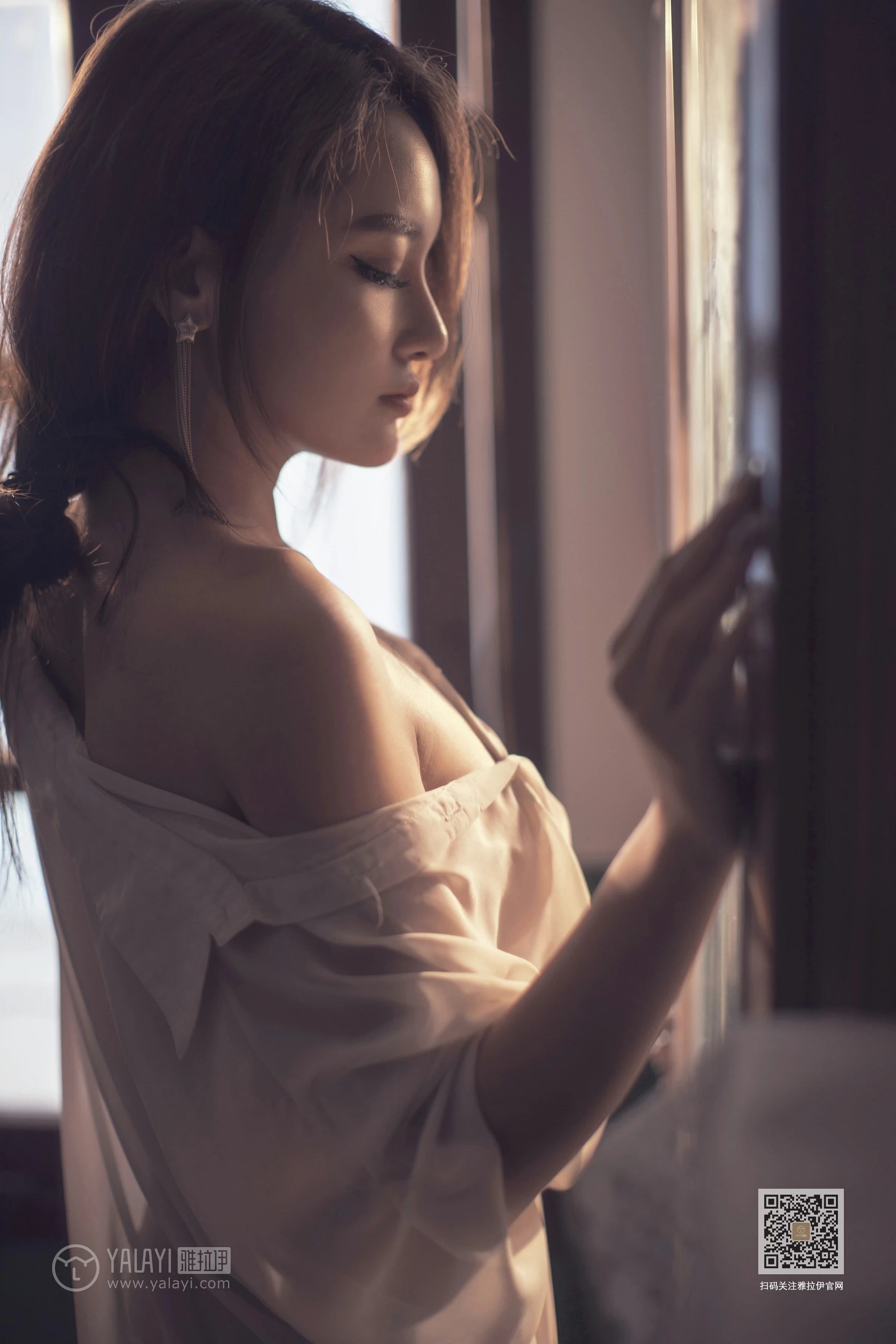 [YALAYI雅拉伊]Vol.430 意乱情迷 慧儿 白色透视衬衫居家性感私房写真集第10张