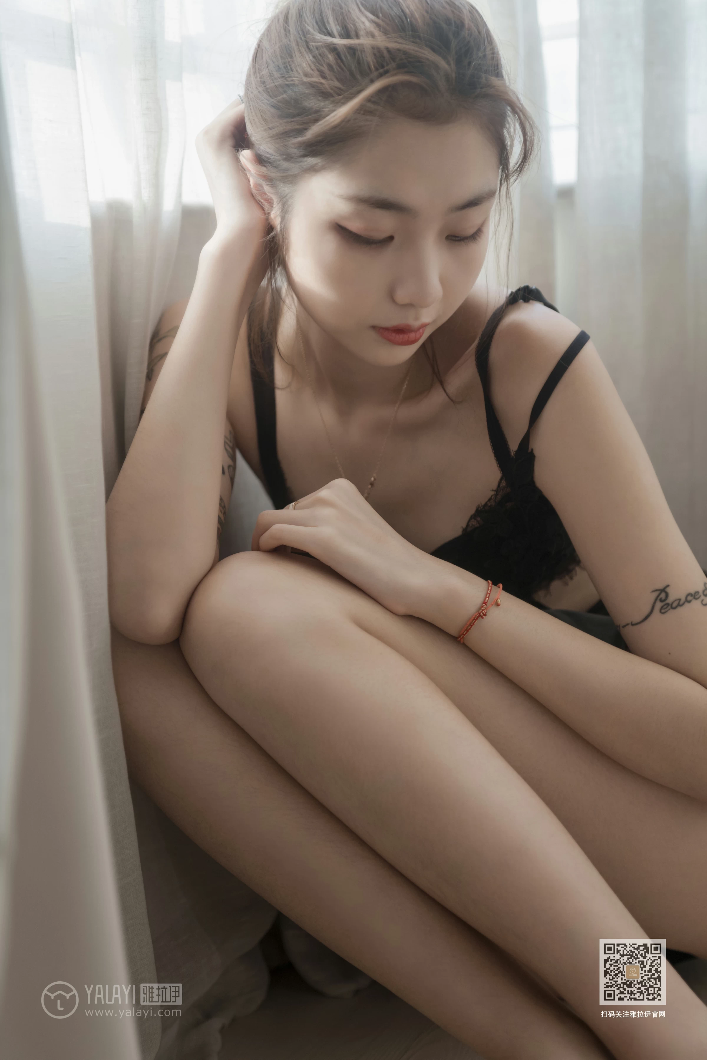 [YALAYI雅拉伊]Vol.432 千禧少女 鸭鸭 黑色透视情趣内衣性感私房写真集第6张