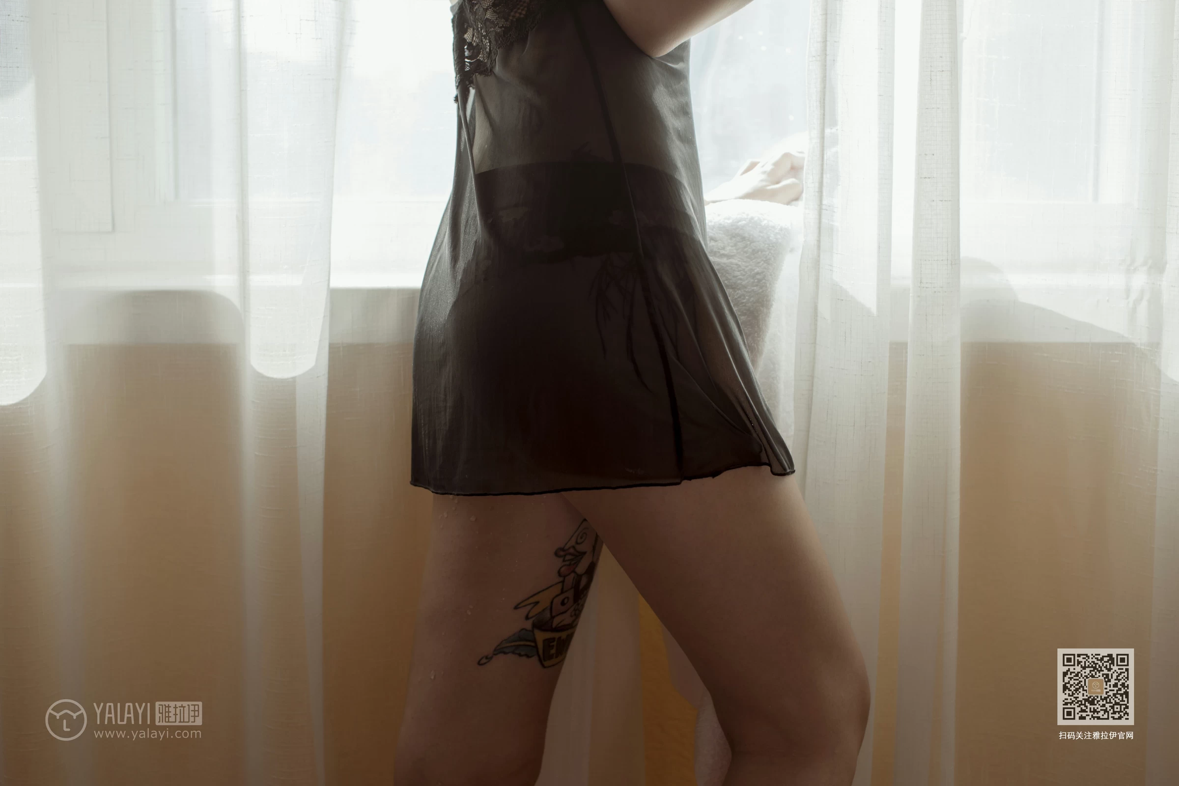 [YALAYI雅拉伊]Vol.445 前戏 小玉 黑色吊带透视情趣内衣裙性感私房写真集第11张