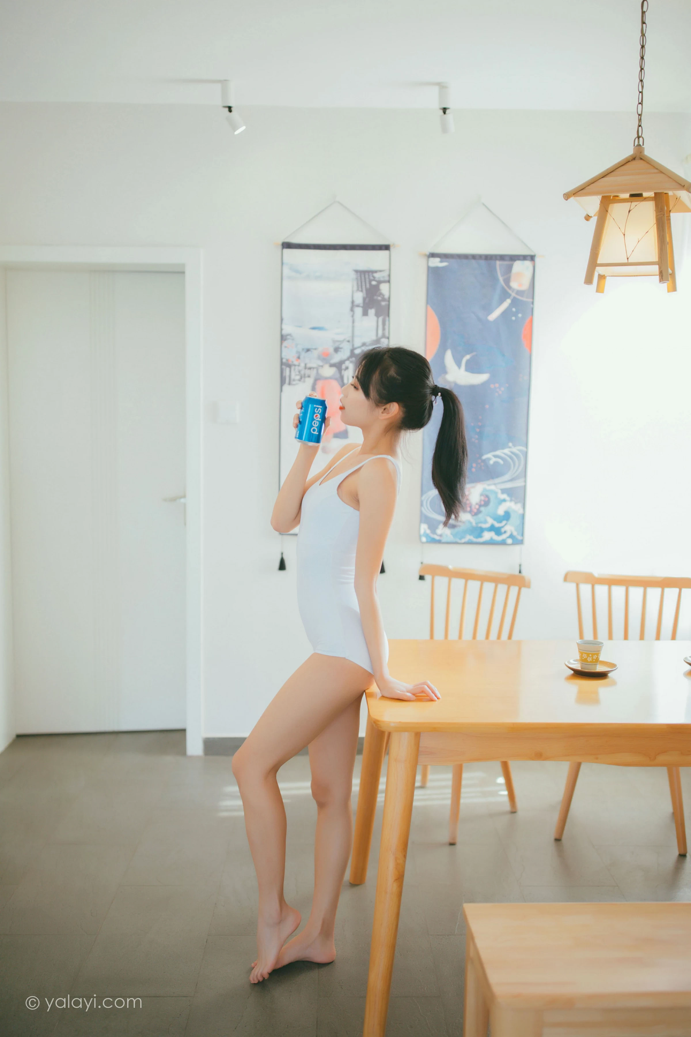 [YALAYI雅拉伊]NO.660 《消暑少女》 丽雅 白色连体体操服性感私房写真集第9张