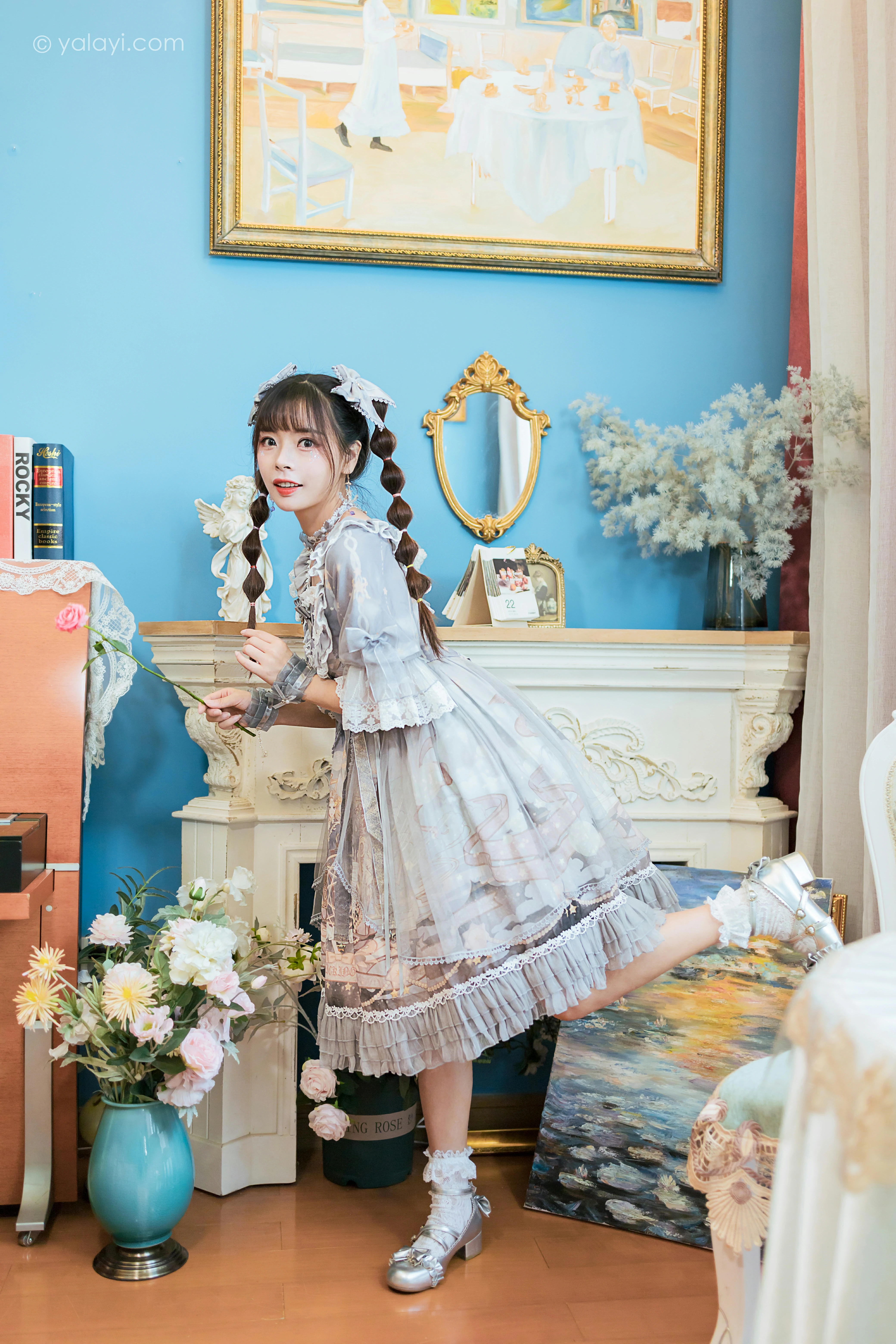 [YALAYI雅拉伊]NO.853 洛丽塔Lolita 程小蝶 淡蓝色连身制服裙清纯可爱私房写真集第11张