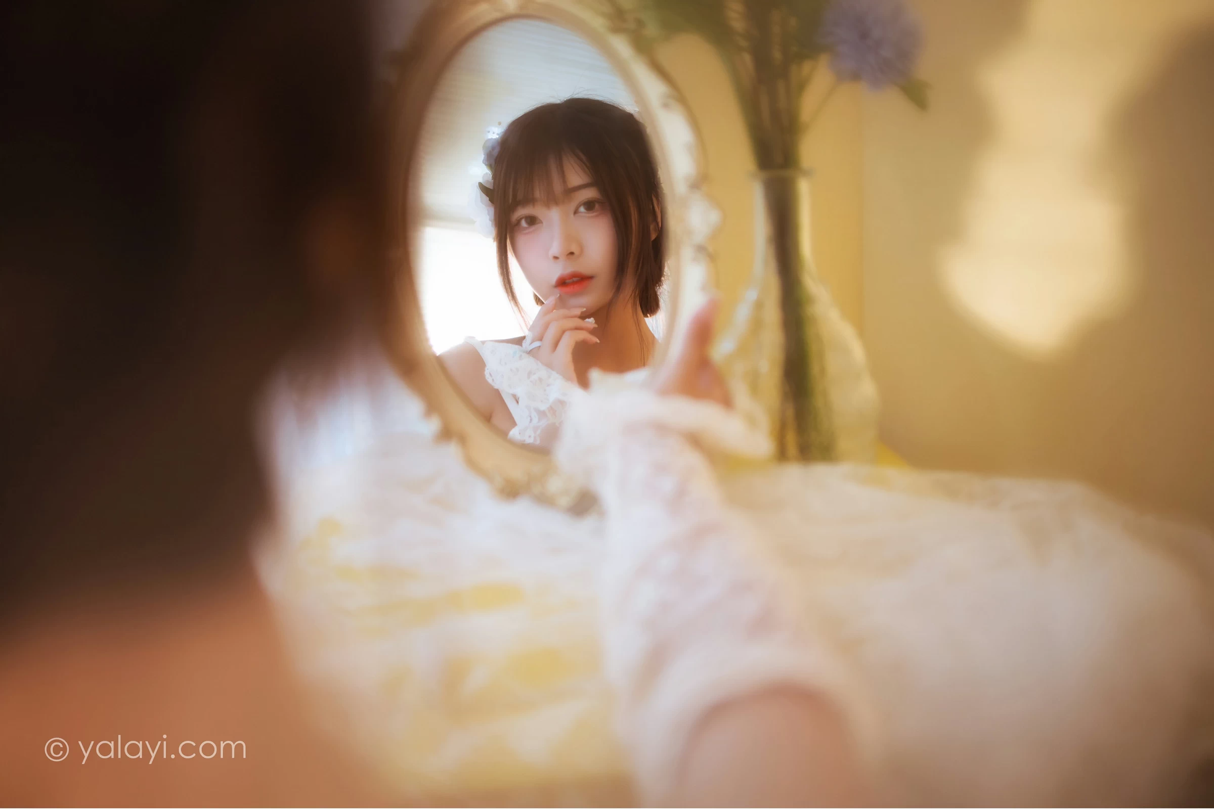 [YALAYI雅拉伊]NO.807 似梦初觉 阿禾 白色透视情趣连衣裙加蕾丝内衣性感私房写真集第14张