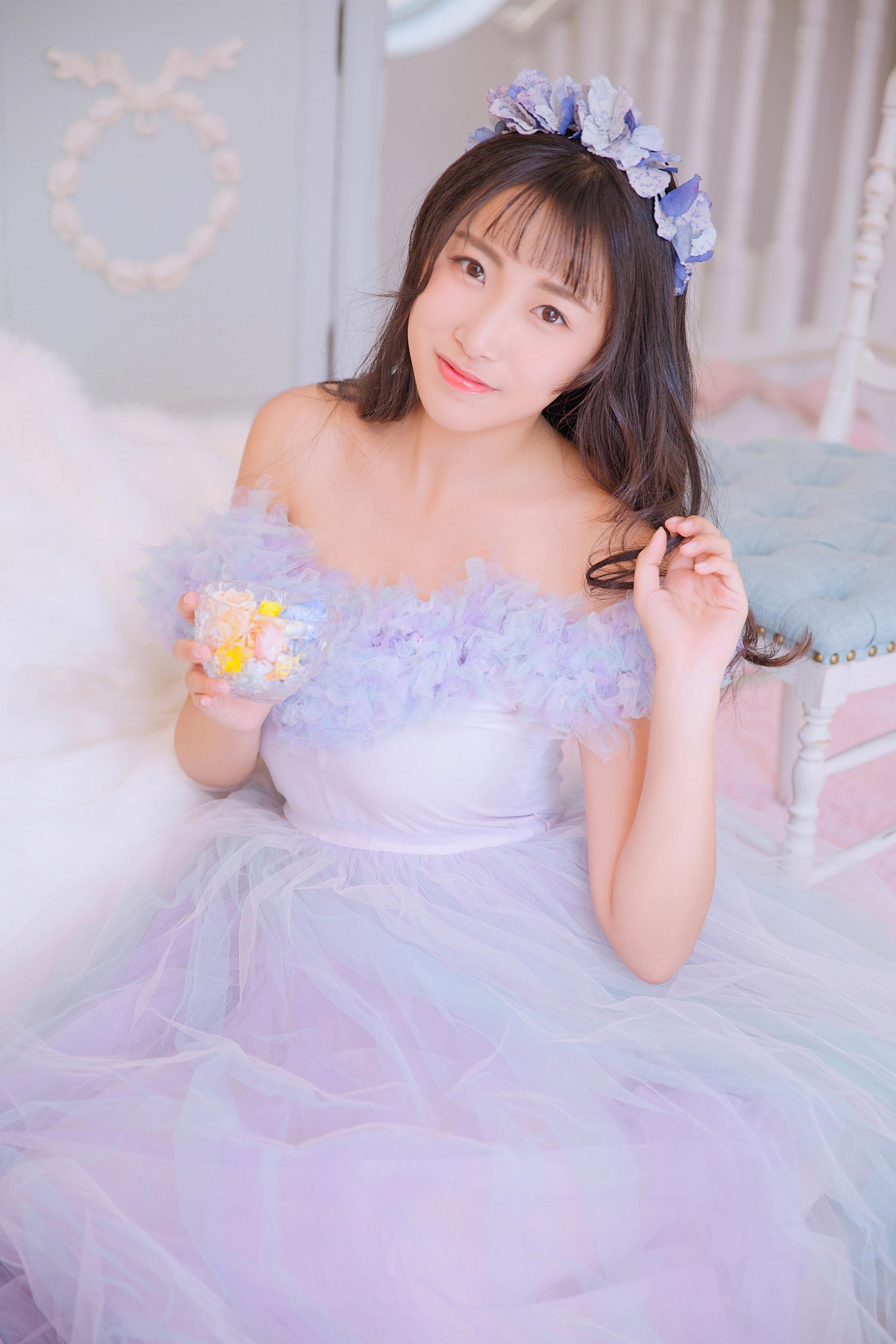 [YALAYI雅拉伊]2022.06.13 秘密花园 清纯少女 JK水手制服与粉色吊带内衣加短裤私房写真集第6张