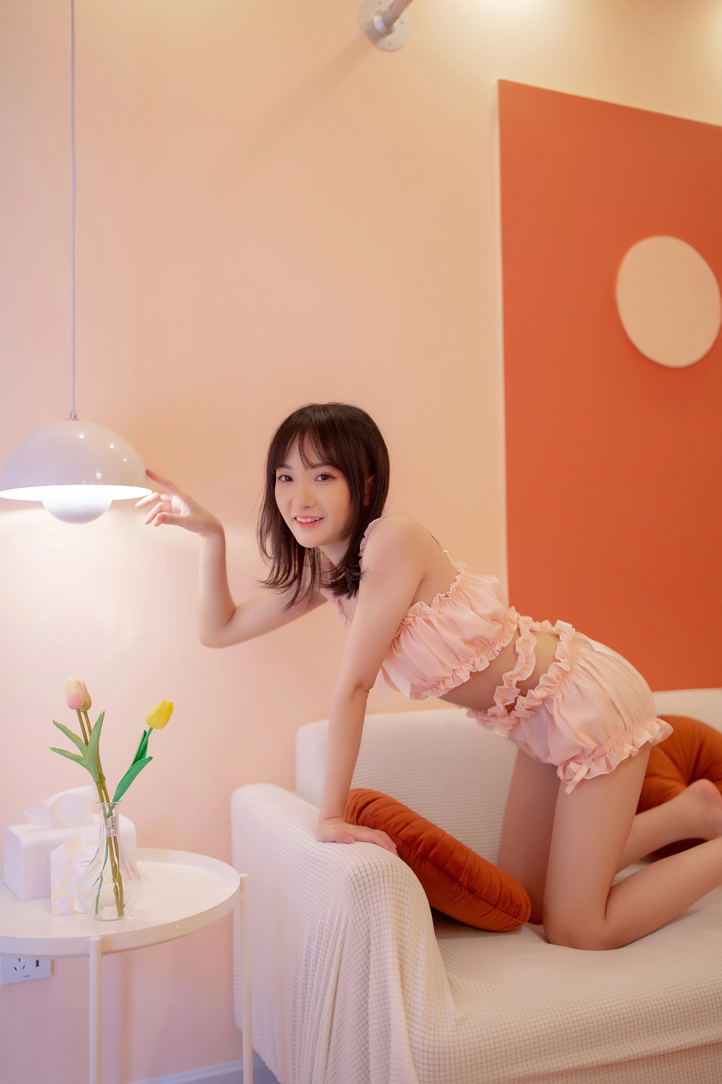 [YALAYI雅拉伊]NO.697 《女友宅日志》 落落 粉色情情趣内衣加短裤性感私房写真集第3张