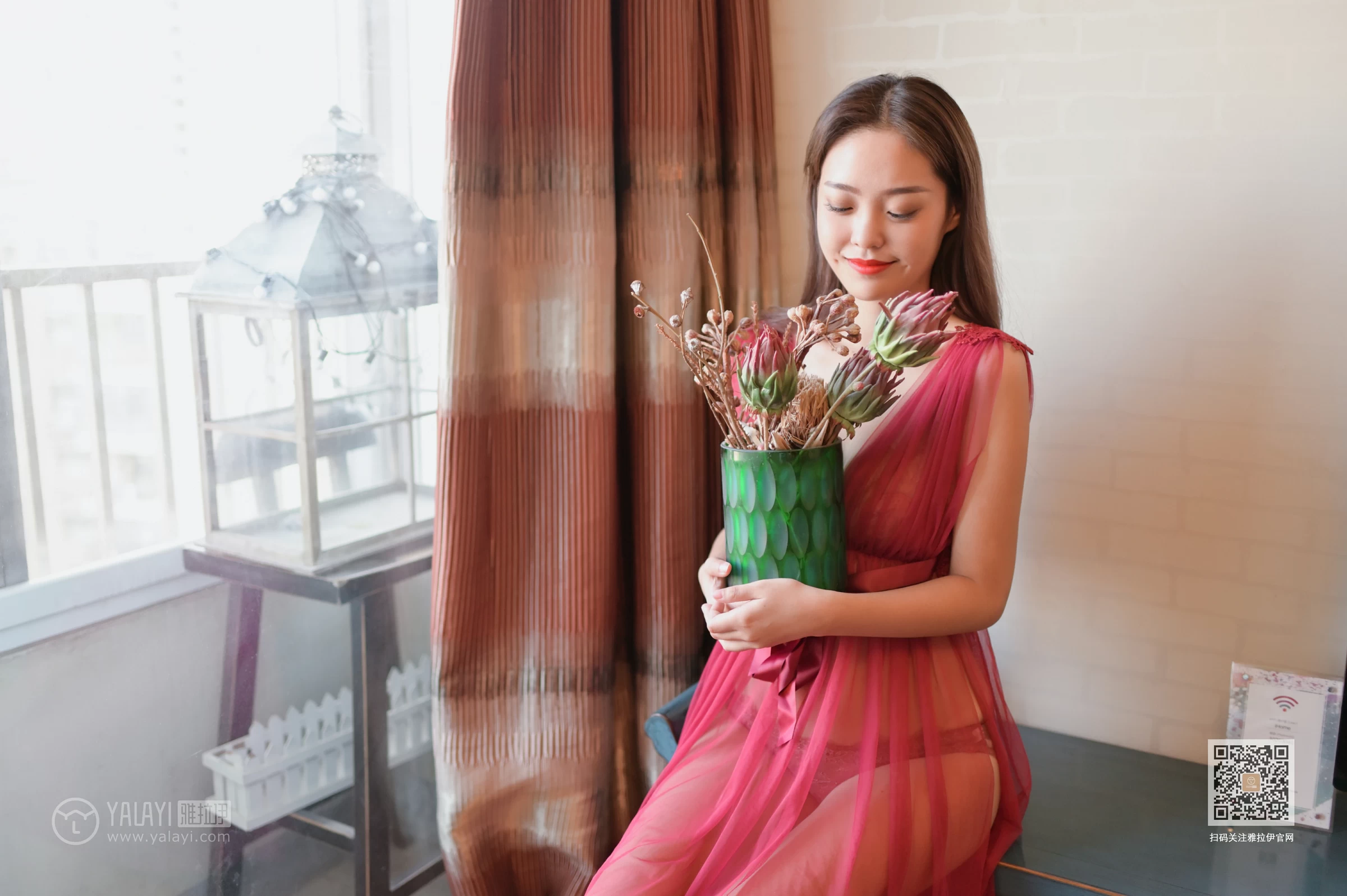 [YALAYI雅拉伊]Vol.446 红拂女 出尘 白色透视情趣连衣裙居家性感私房写真集第8张