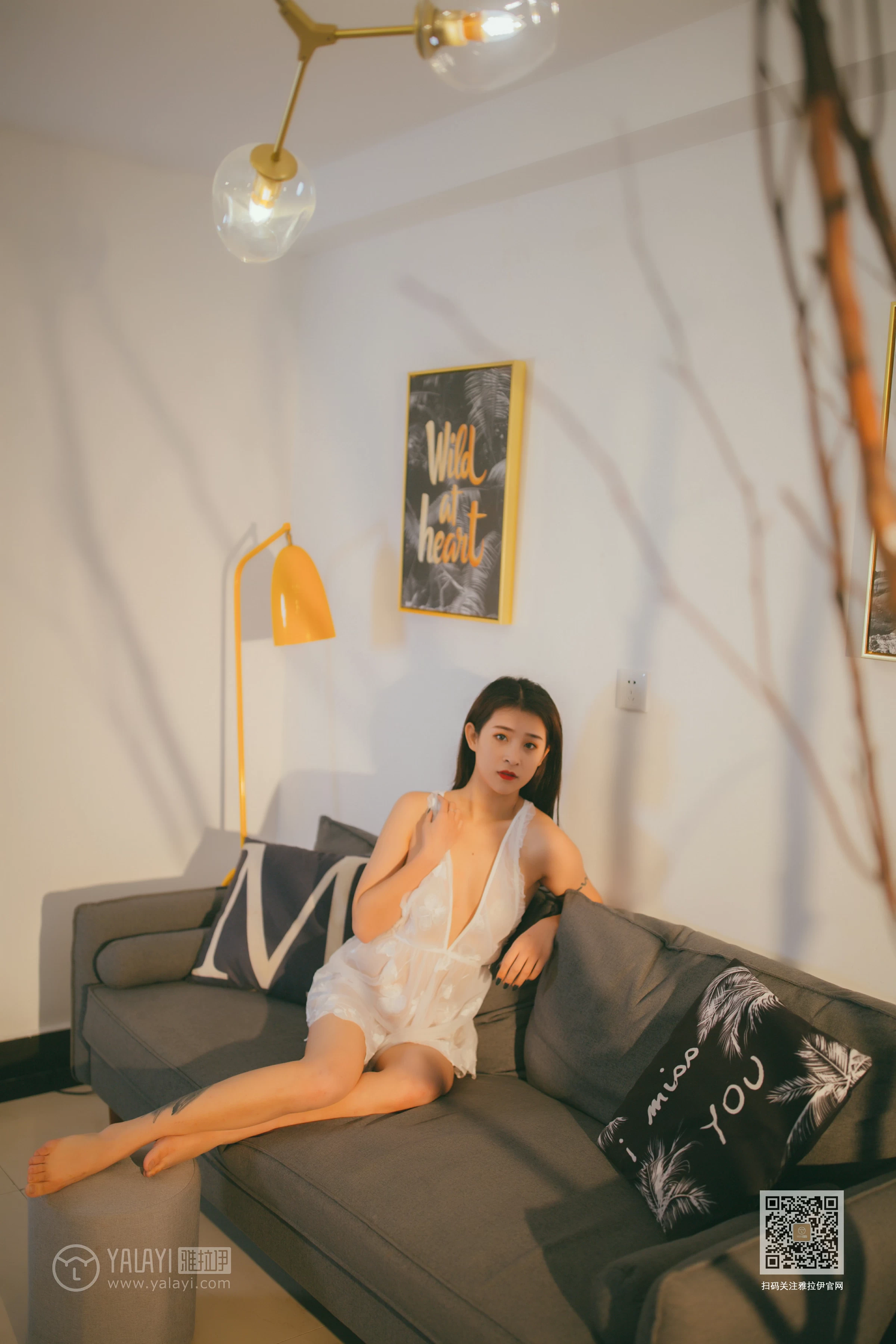 [YALAYI雅拉伊]Vol.536 吹弹可破 素素 白色透视情趣内衣裙性感私房写真集第4张