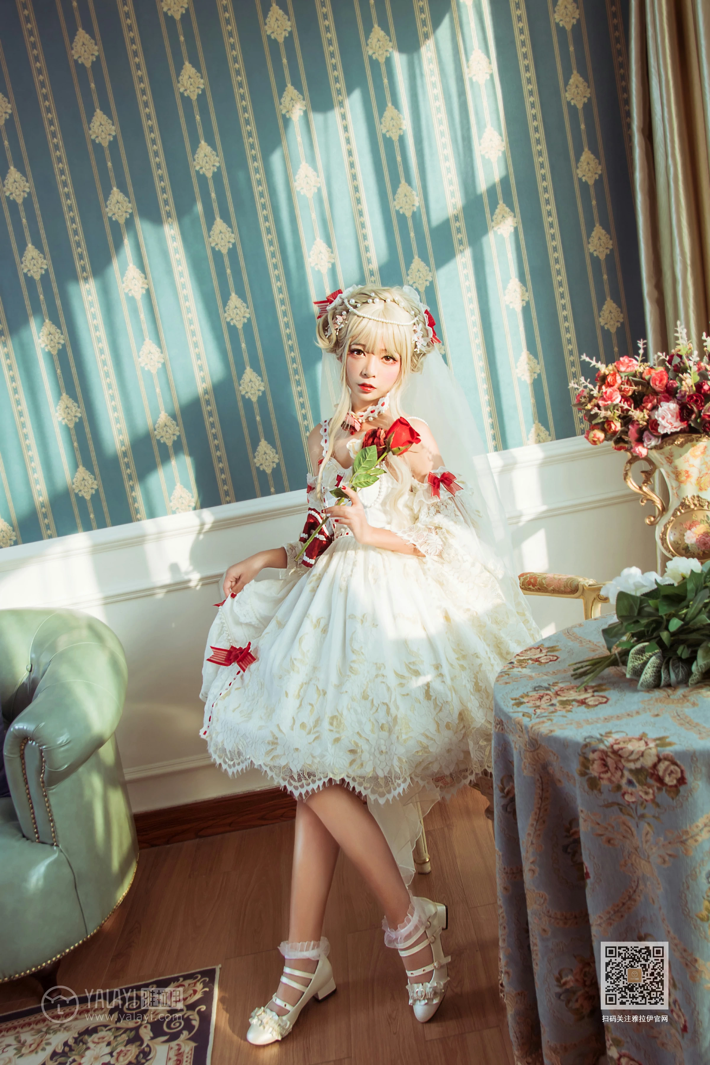 [YALAYI雅拉伊]Vol.521 梦幻洛丽塔 阿禾 白色情趣吊带连衣裙性感私房写真集第12张