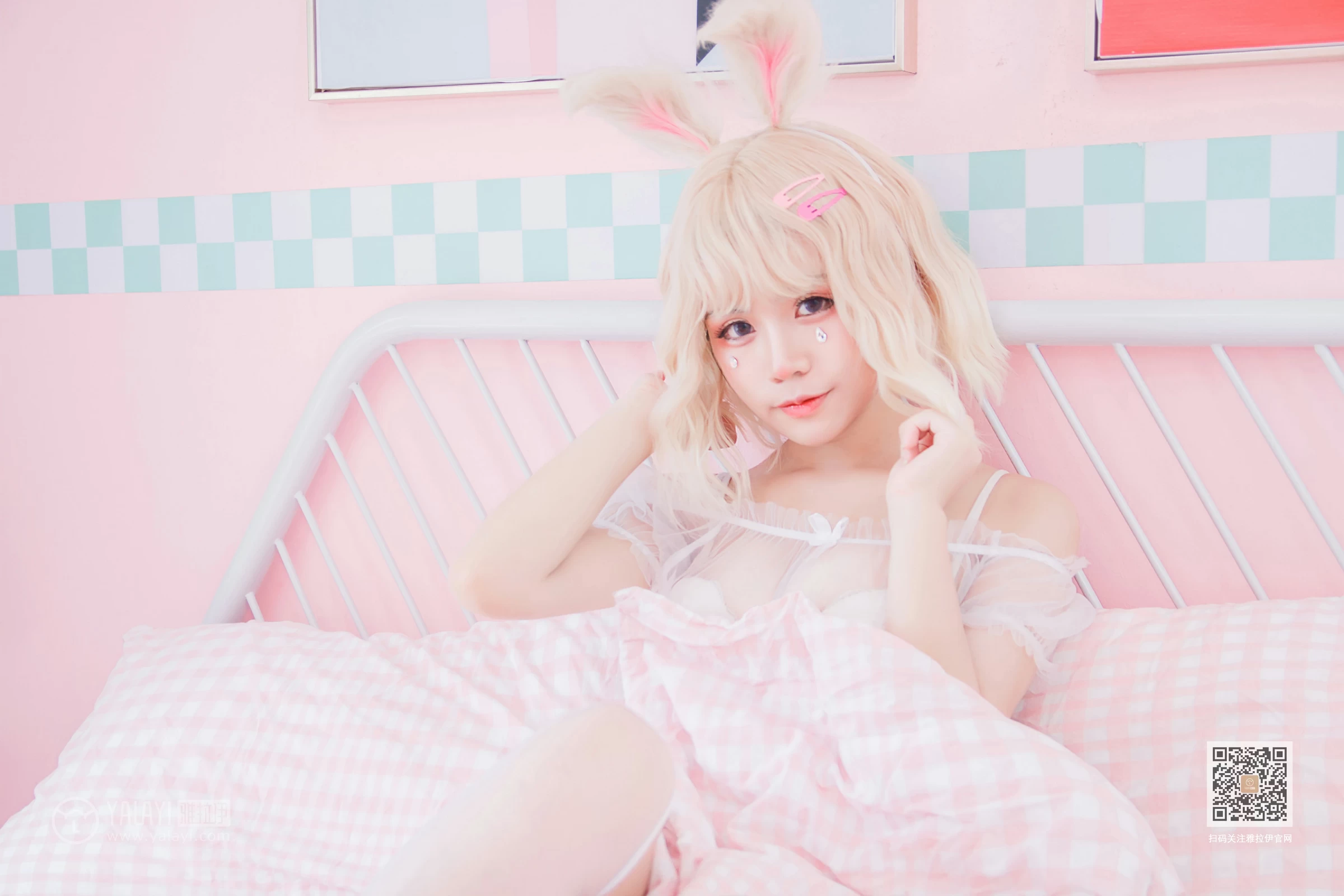 [YALAYI雅拉伊]Vol.557 阿狸的糖果罐 安安 透视情趣制服内衣加白色丝袜美腿玉足性感私房写真集第2张