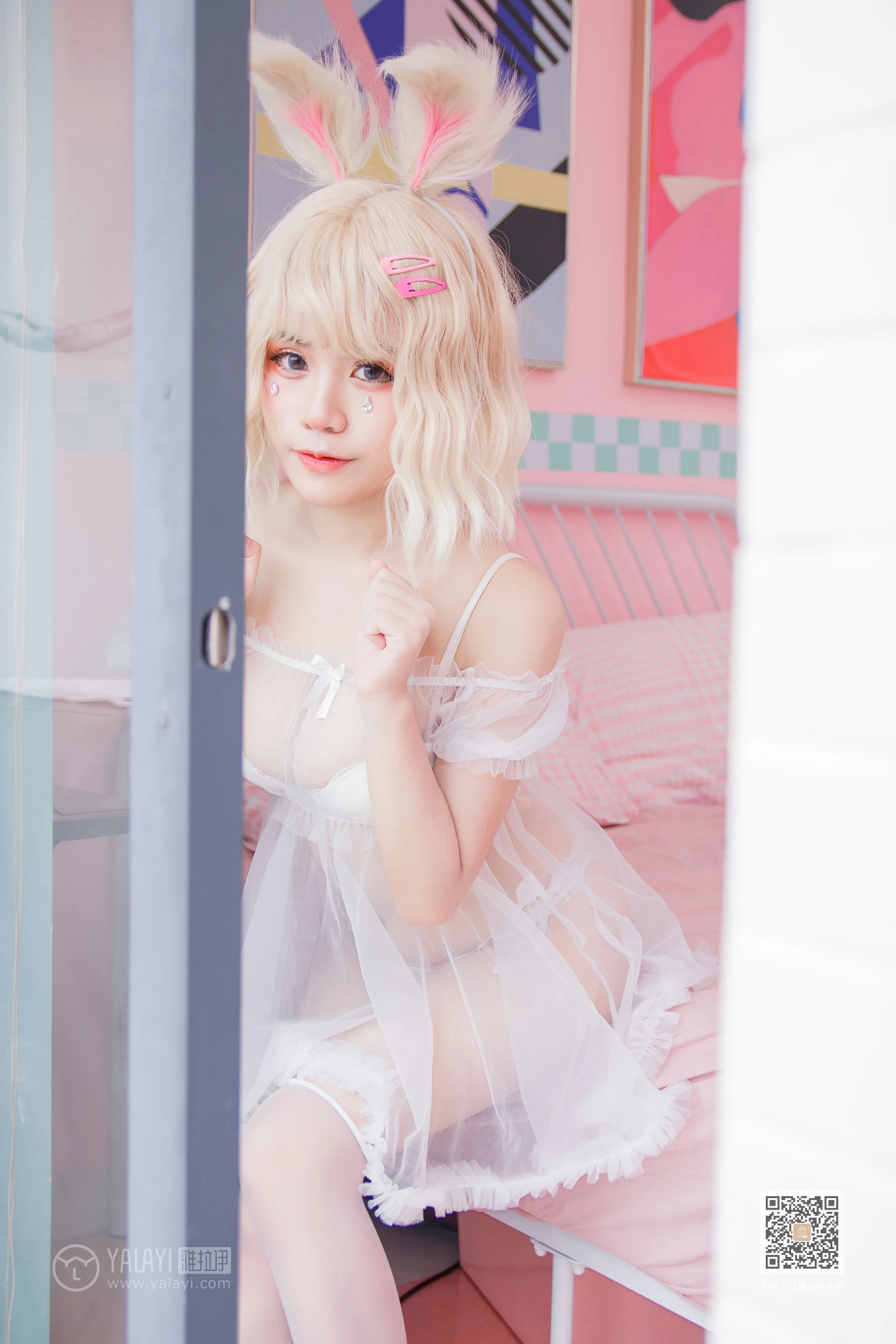 [YALAYI雅拉伊]Vol.557 阿狸的糖果罐 安安 透视情趣制服内衣加白色丝袜美腿玉足性感私房写真集第3张