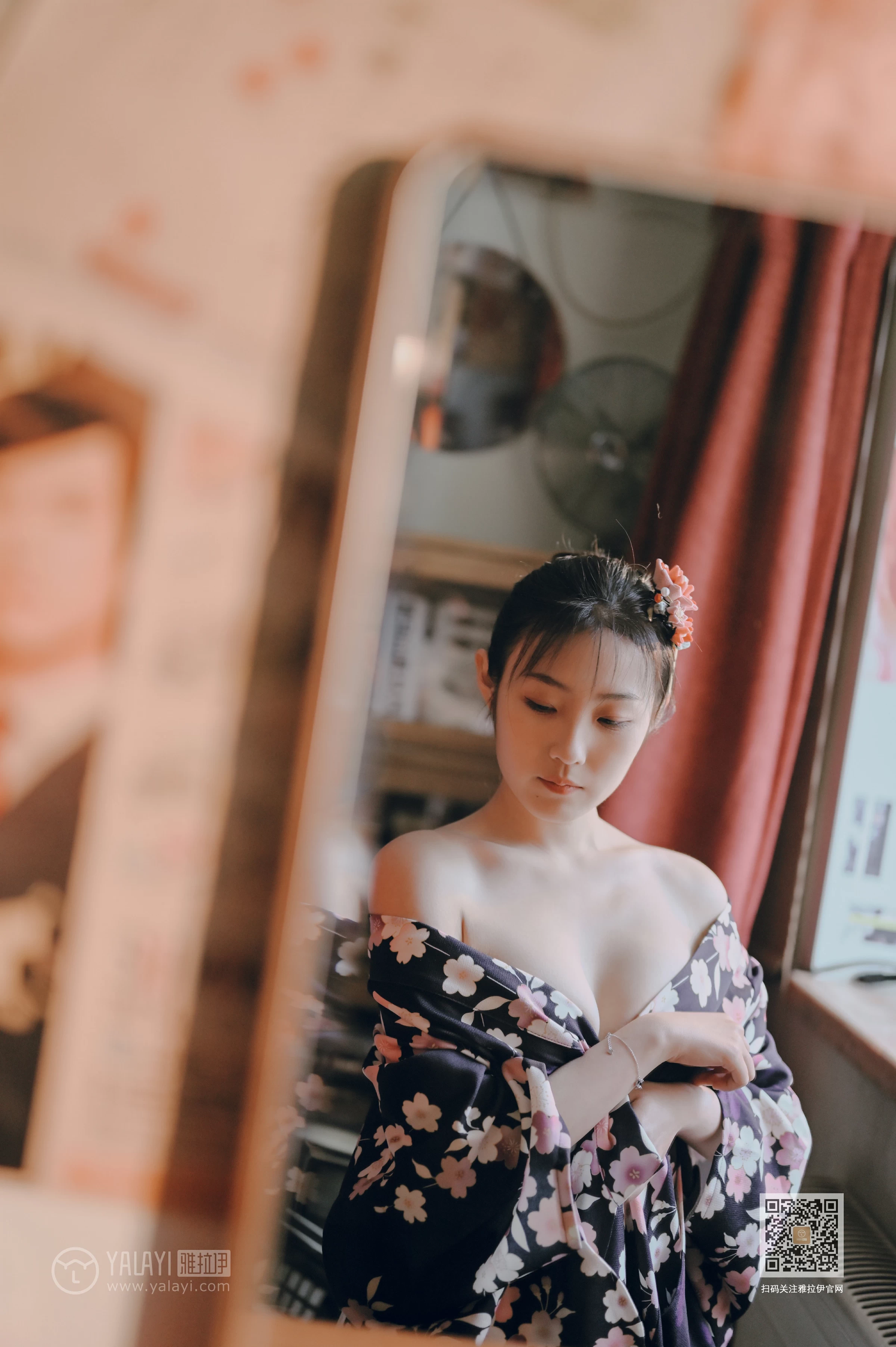 [YALAYI雅拉伊]NO.635 《和服少女》 沈伊 黑色和服加白色蕾丝内衣性感私房写真集第9张