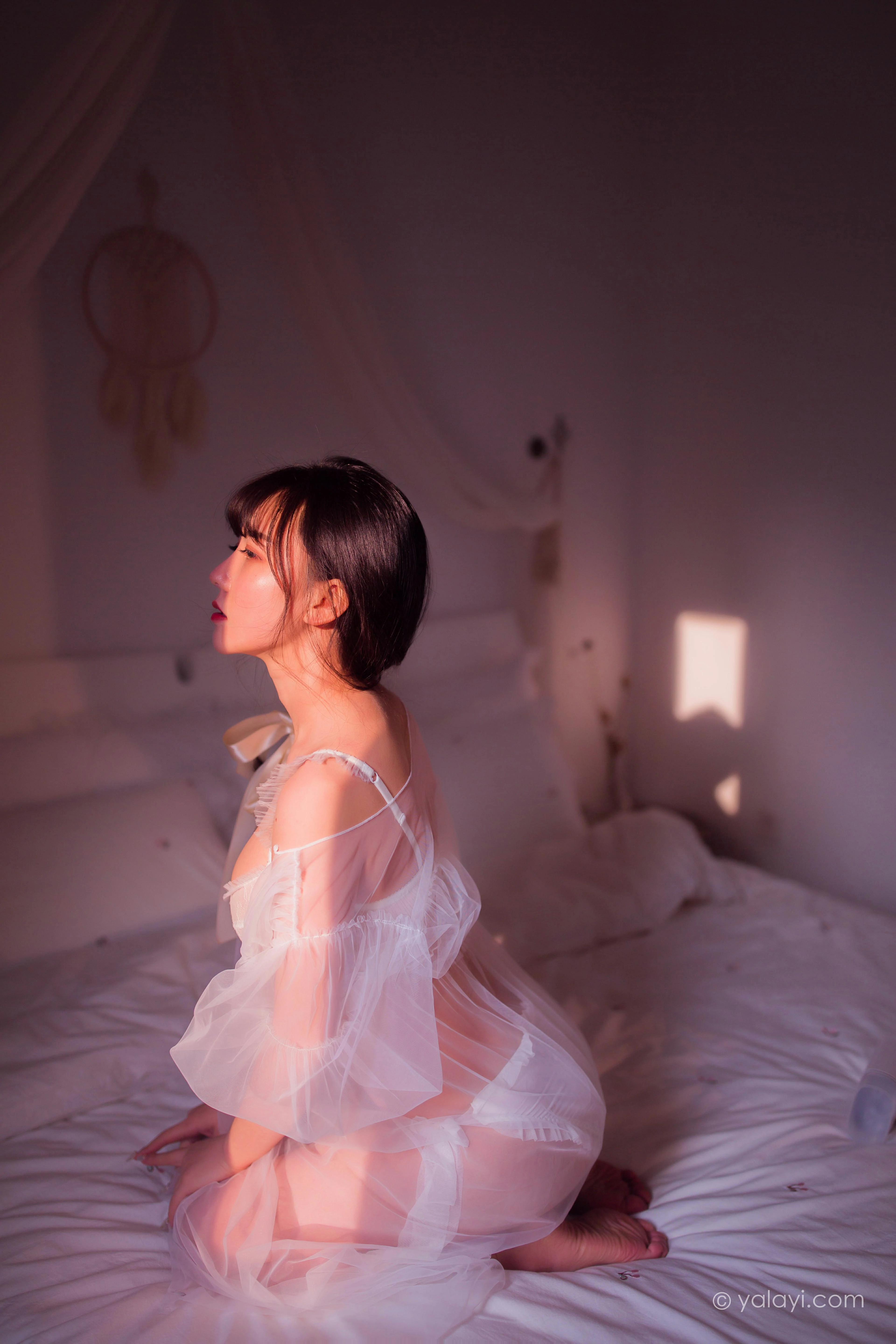 [YALAYI雅拉伊]NO.781 春暖闺香浓 琳达 白色透视睡衣加蕾丝情趣内衣性感私房写真集第8张