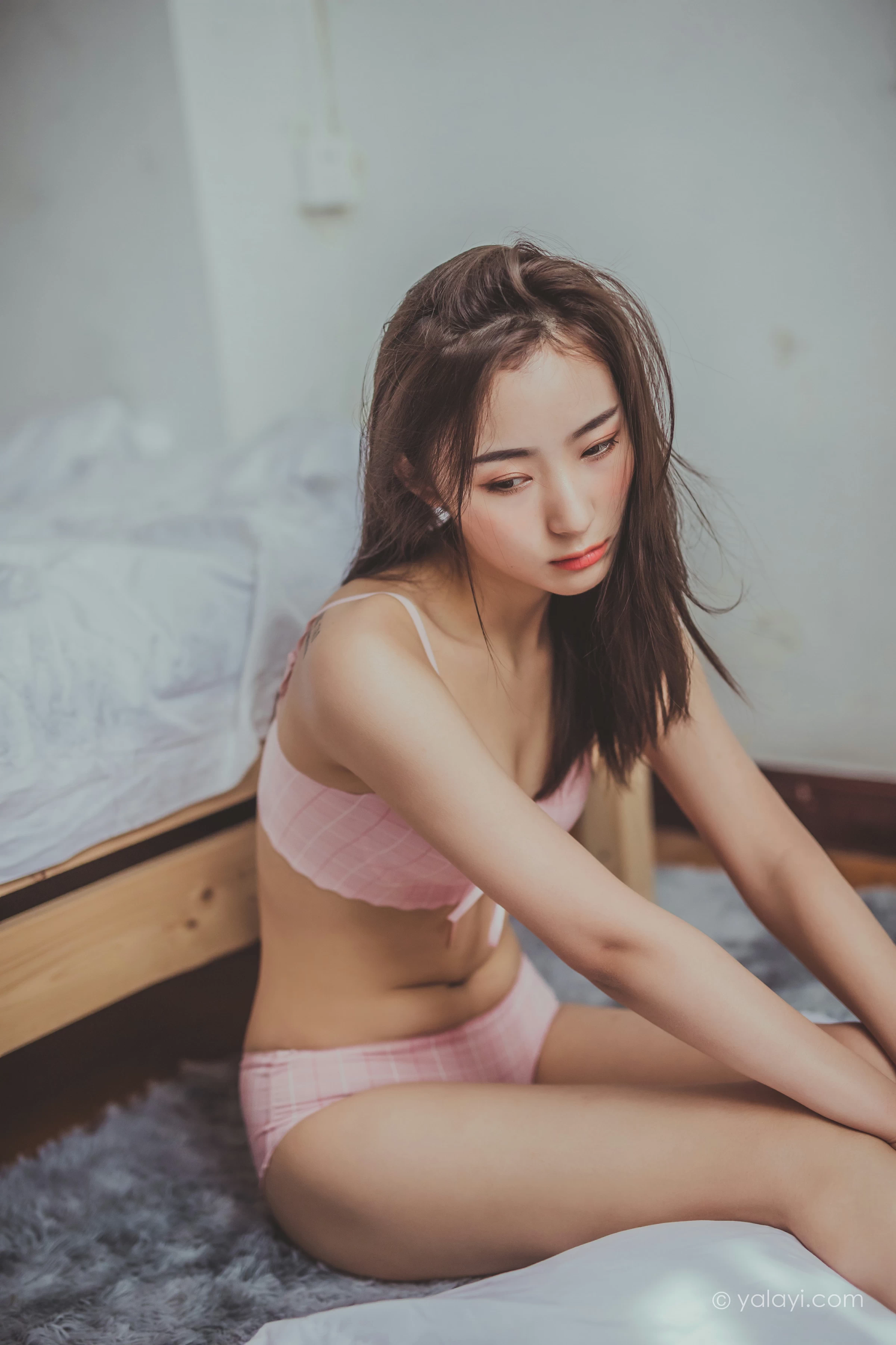 [YALAYI雅拉伊]NO.664 《相濡以沫》 海棠 粉色内衣性感私房写真集第12张