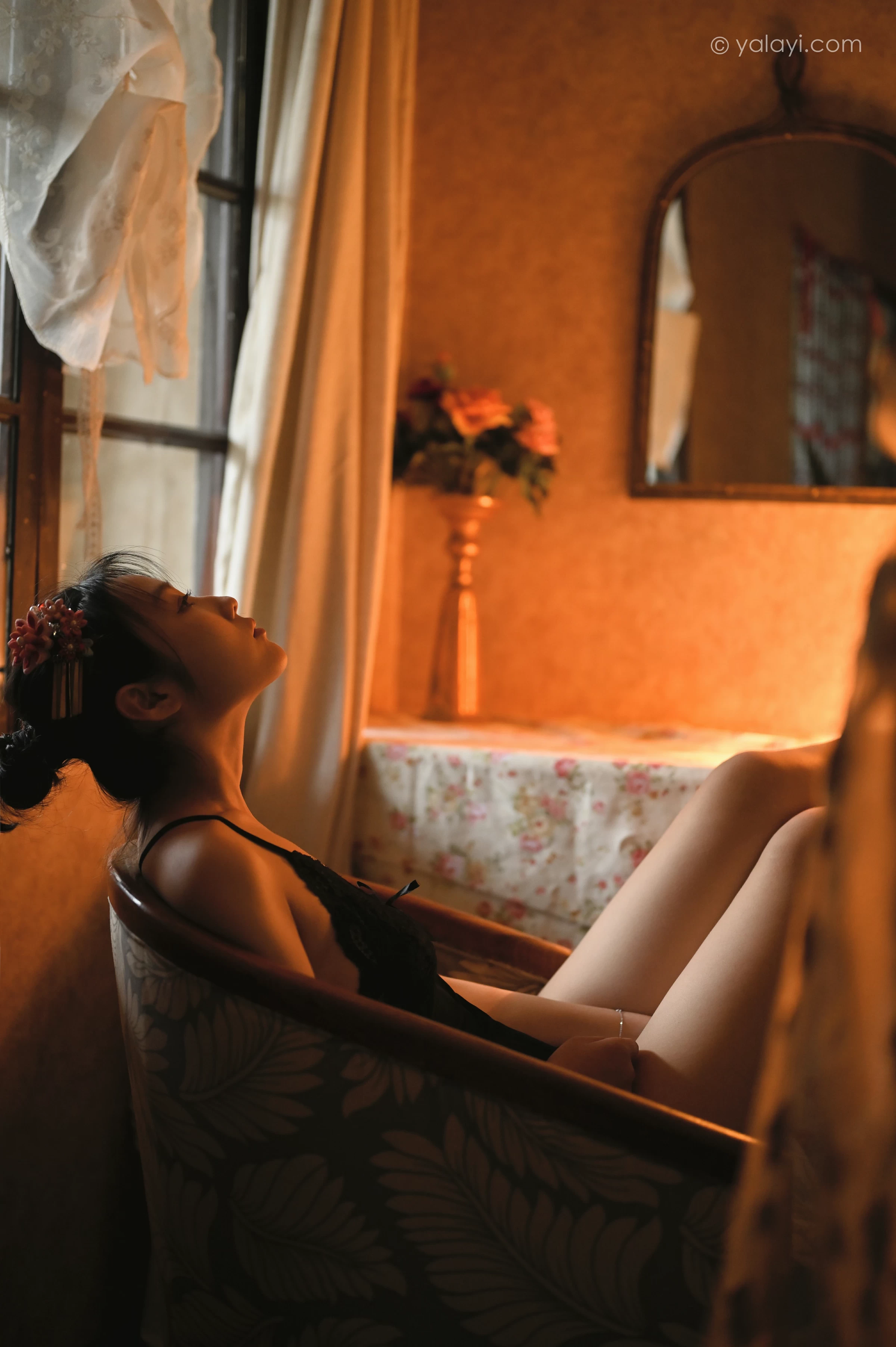 [YALAYI雅拉伊]NO.673 《剪烛西窗》 沈伊 黑色吊带蕾丝睡衣裙性感私房写真集第6张
