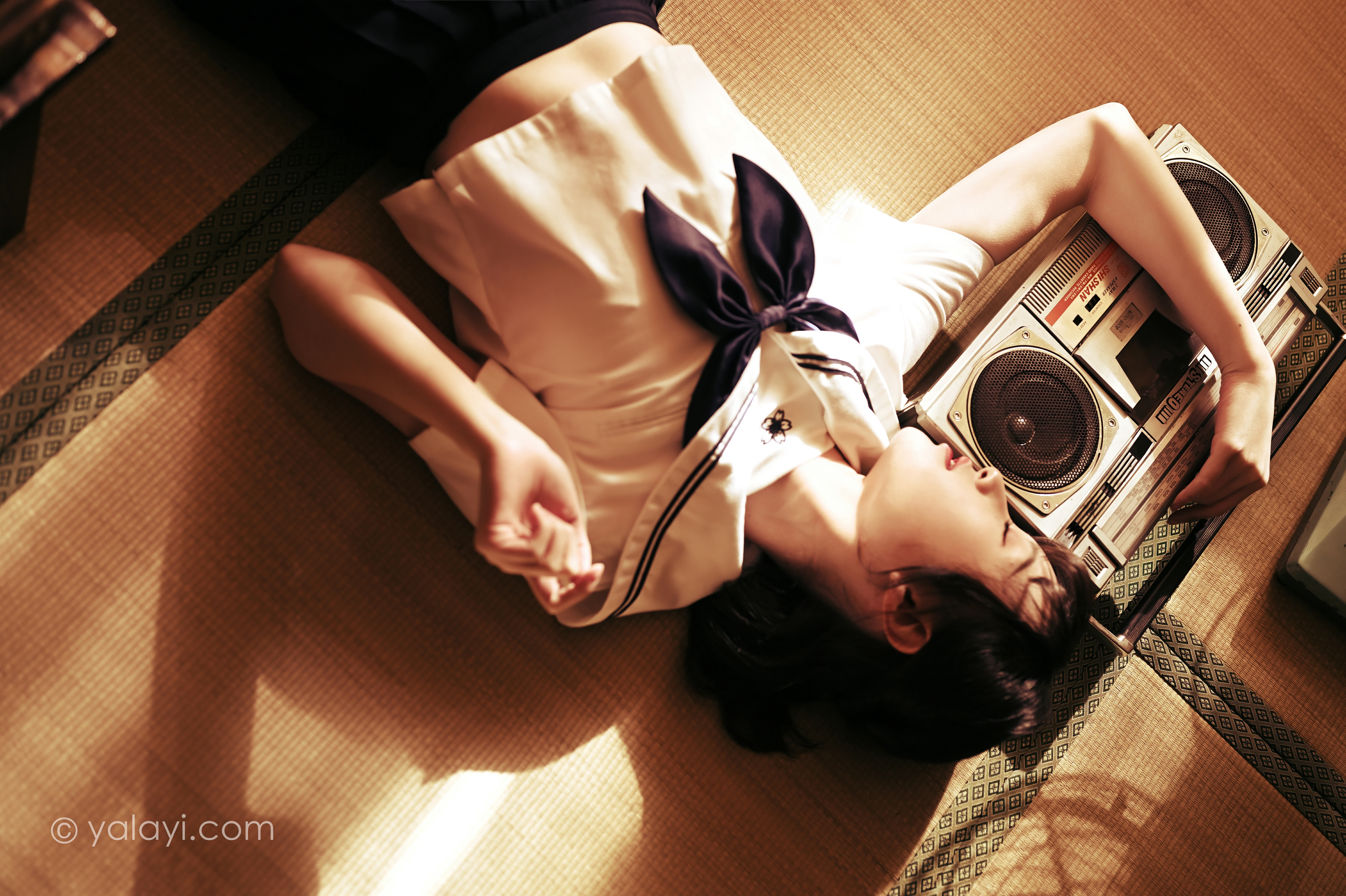 [YALAYI雅拉伊]NO.778 优等生JK 京京 白色水手制服加黑色短裙私房写真集第1张