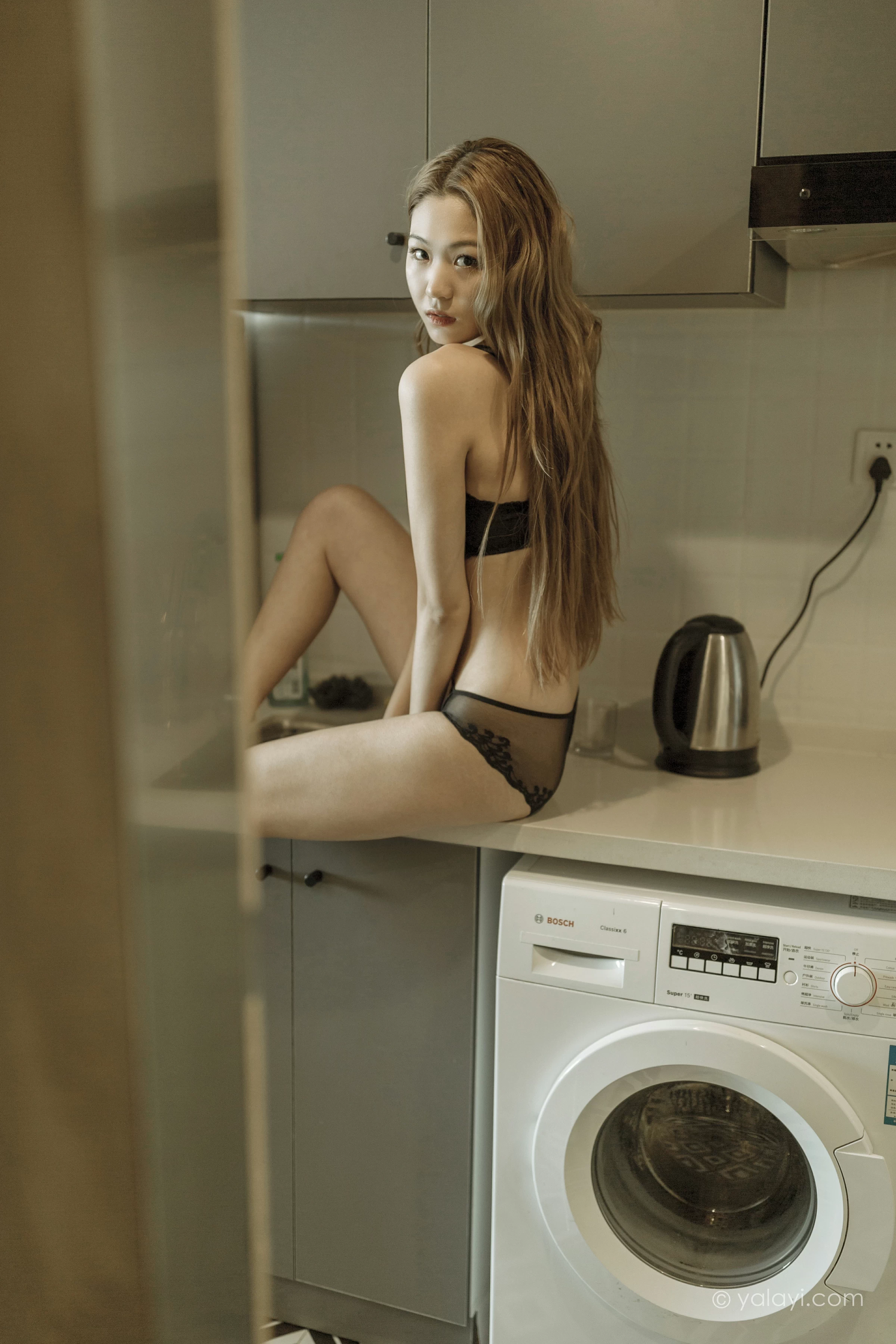 [YALAYI雅拉伊]NO.746 《心魔》 可颐 黑色蕾丝内衣性感私房写真集第5张