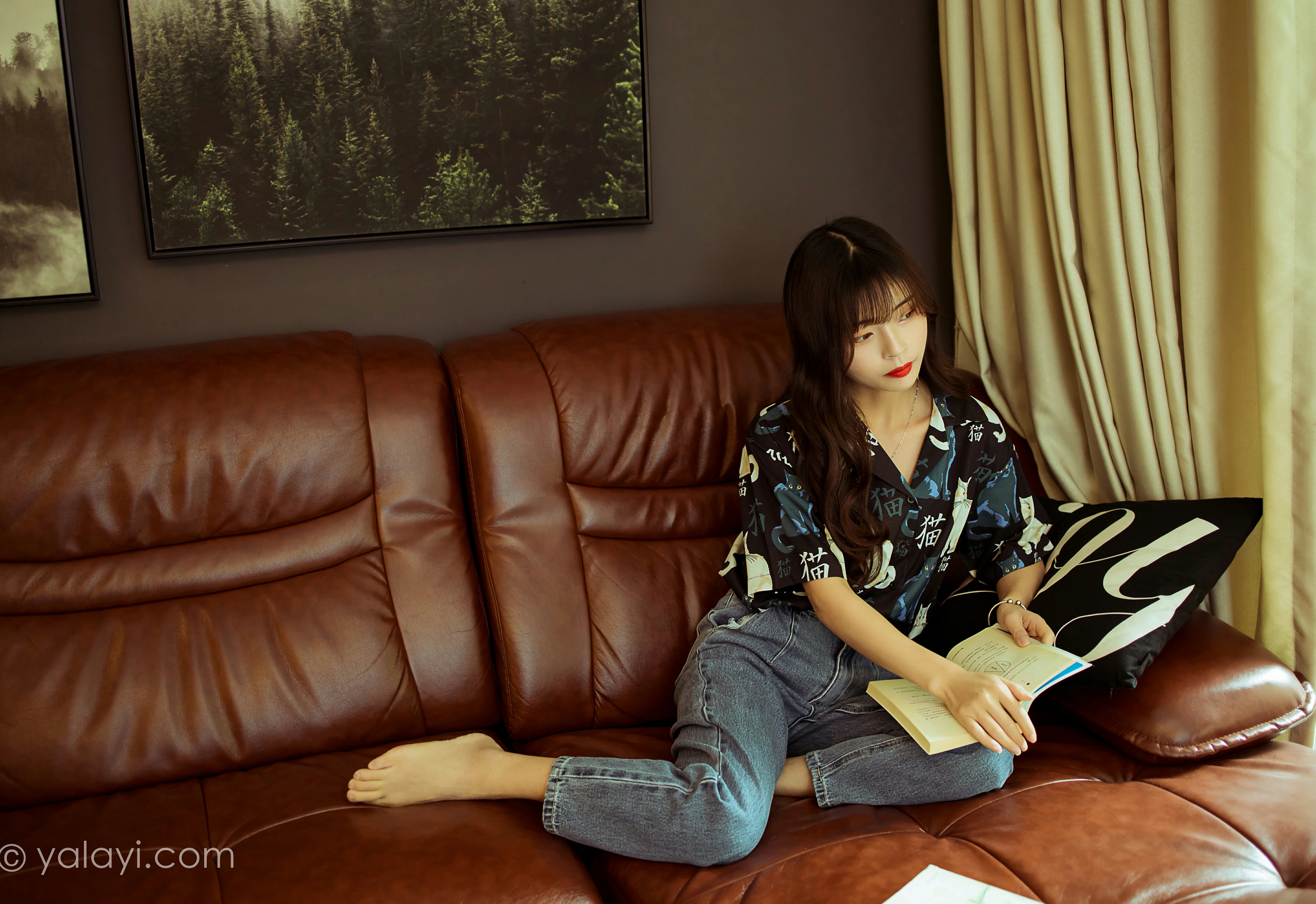 [YALAYI雅拉伊]NO.789 当年情 程小蝶 黑色衬衫加牛仔长裤性感写真集第8张