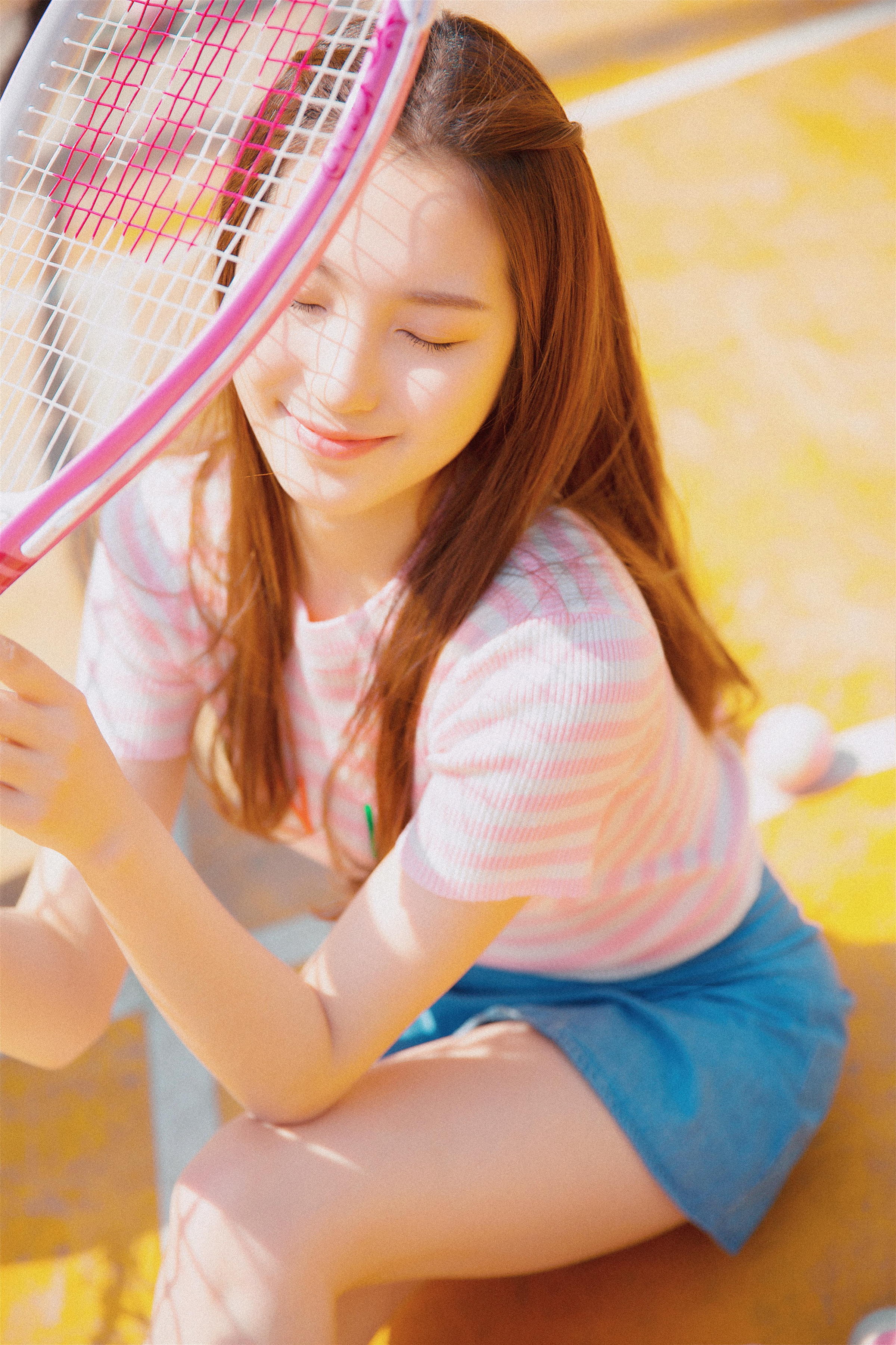 [YALAYI雅拉伊]2022.10.21 飘逸身姿 清纯少女 粉色短袖加牛仔短裙写真集第8张