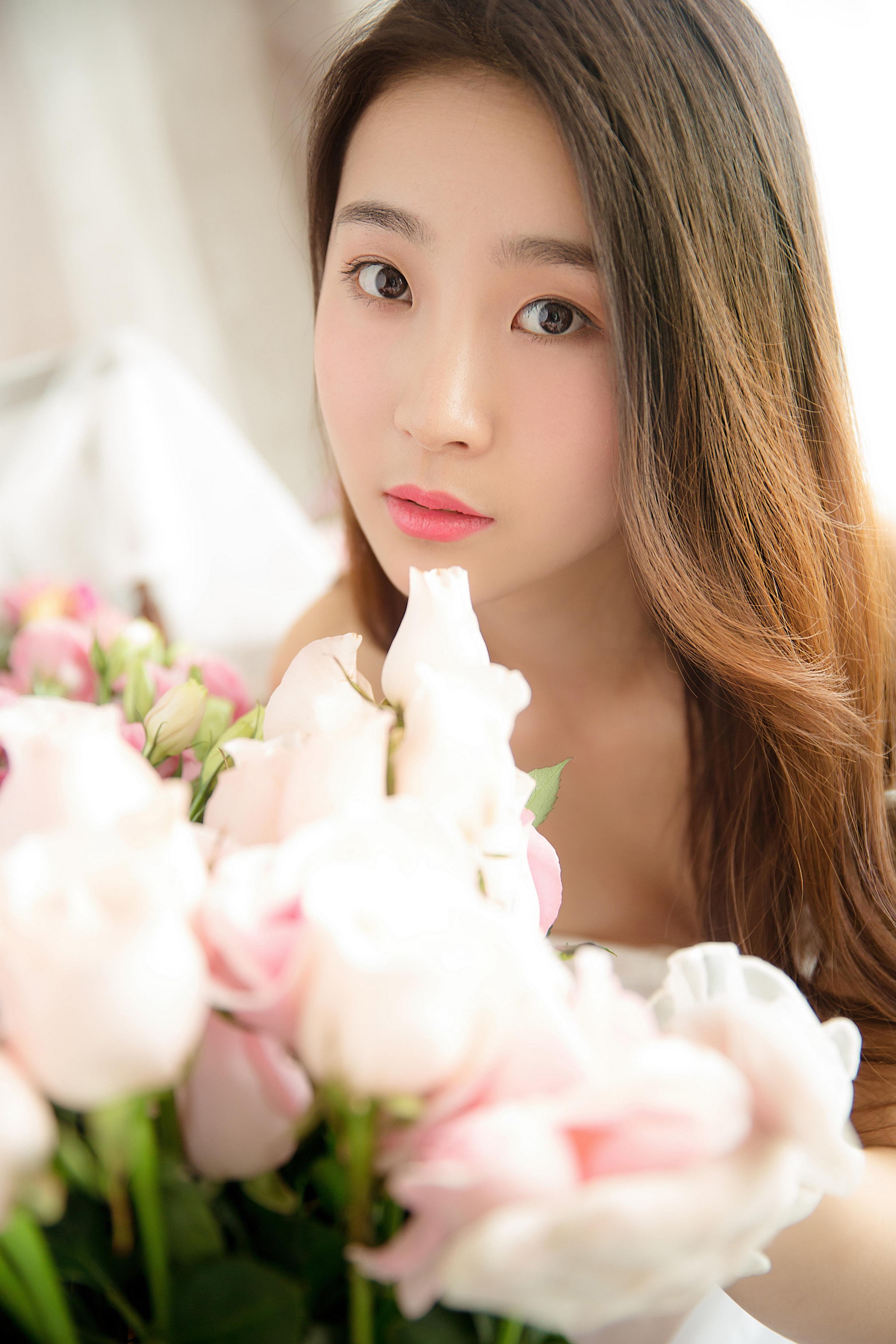 [YALAYI雅拉伊]2022.12.26 如影相随 清纯少女 灰色高中女生制服与白色小背心加安全短裤私房写真集第8张