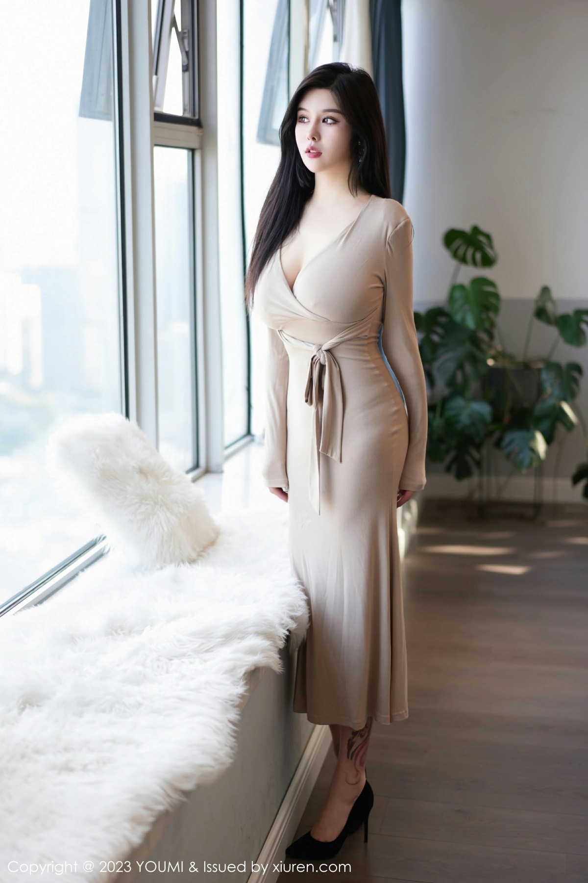  尤蜜荟 VOL.1000 周思乔Betty [76P]第1张