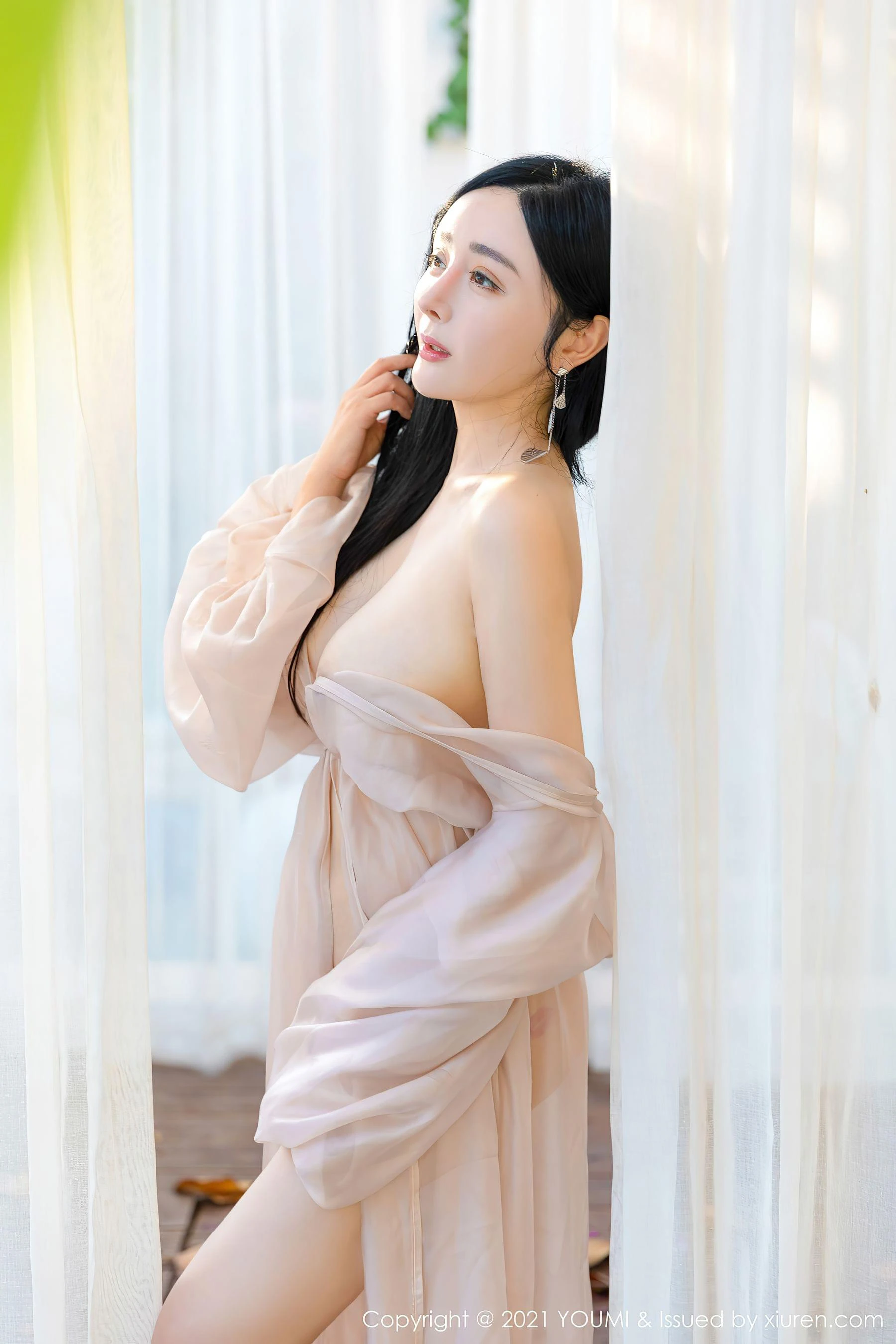 尤蜜荟YouMi Vol.631 允爾第8张