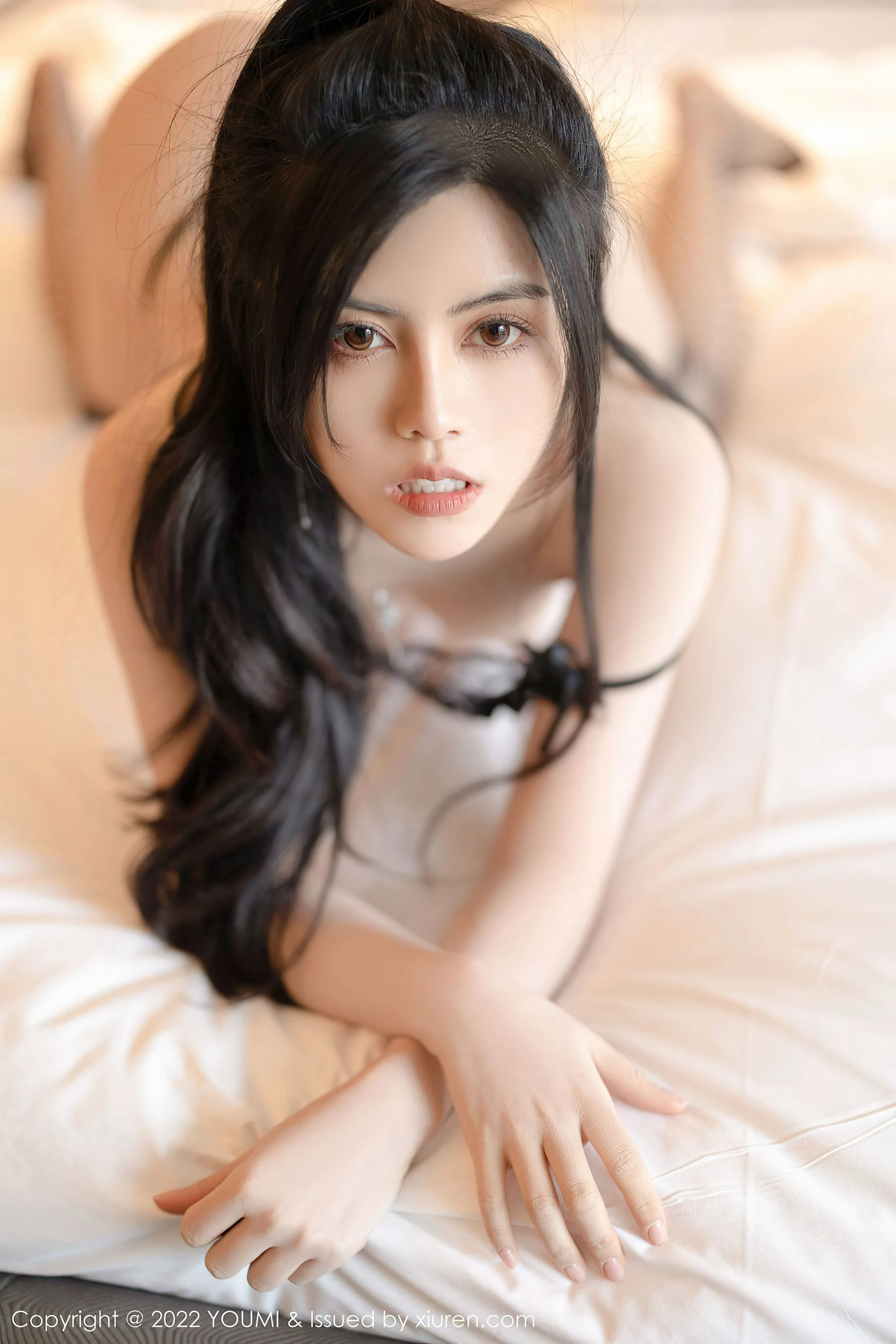 尤蜜荟 VOL.761 白甜 美腿美臀第8张