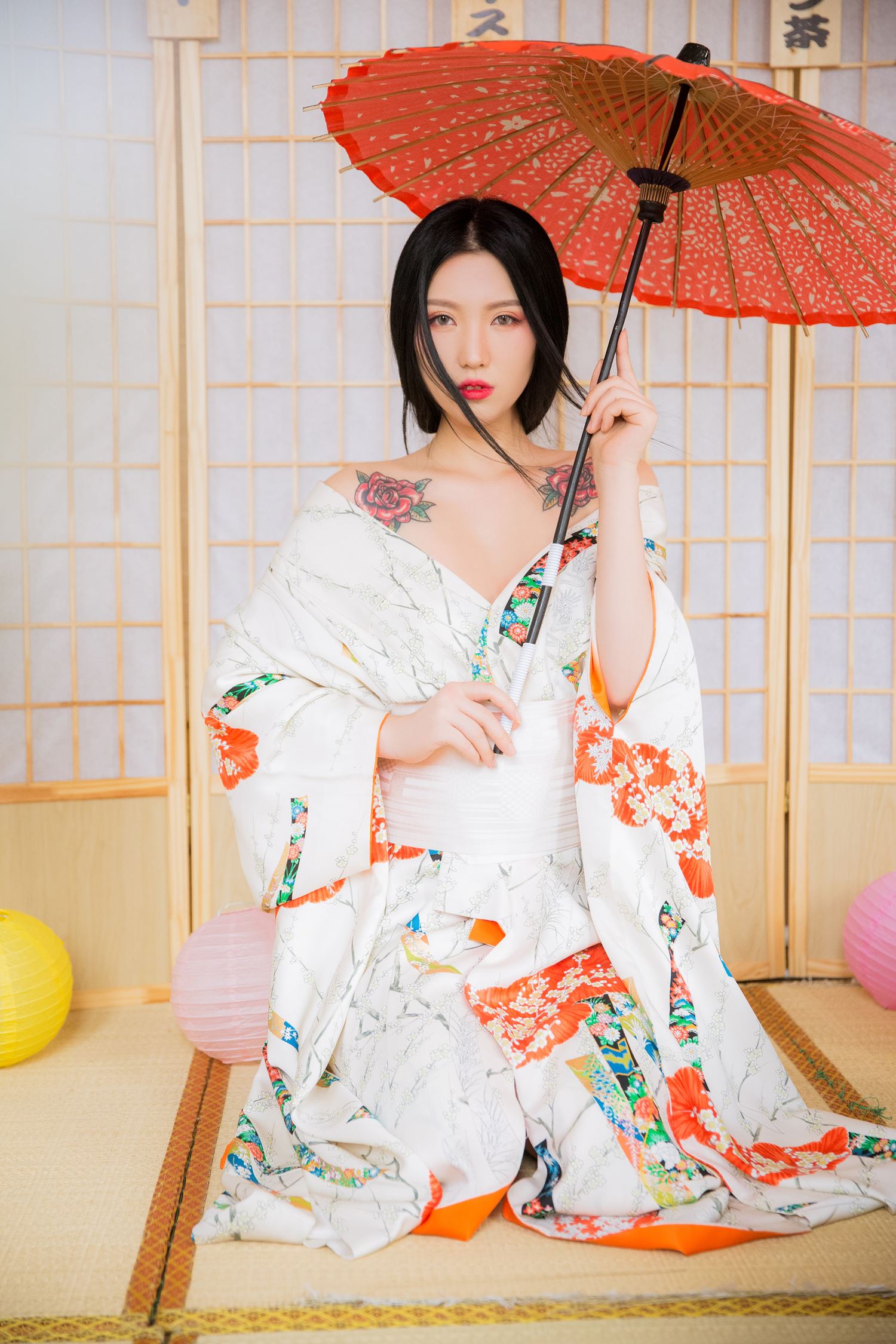 [YALAYI雅拉伊]2022.09.07 NO.972 热辣辣[25+1P]第5张