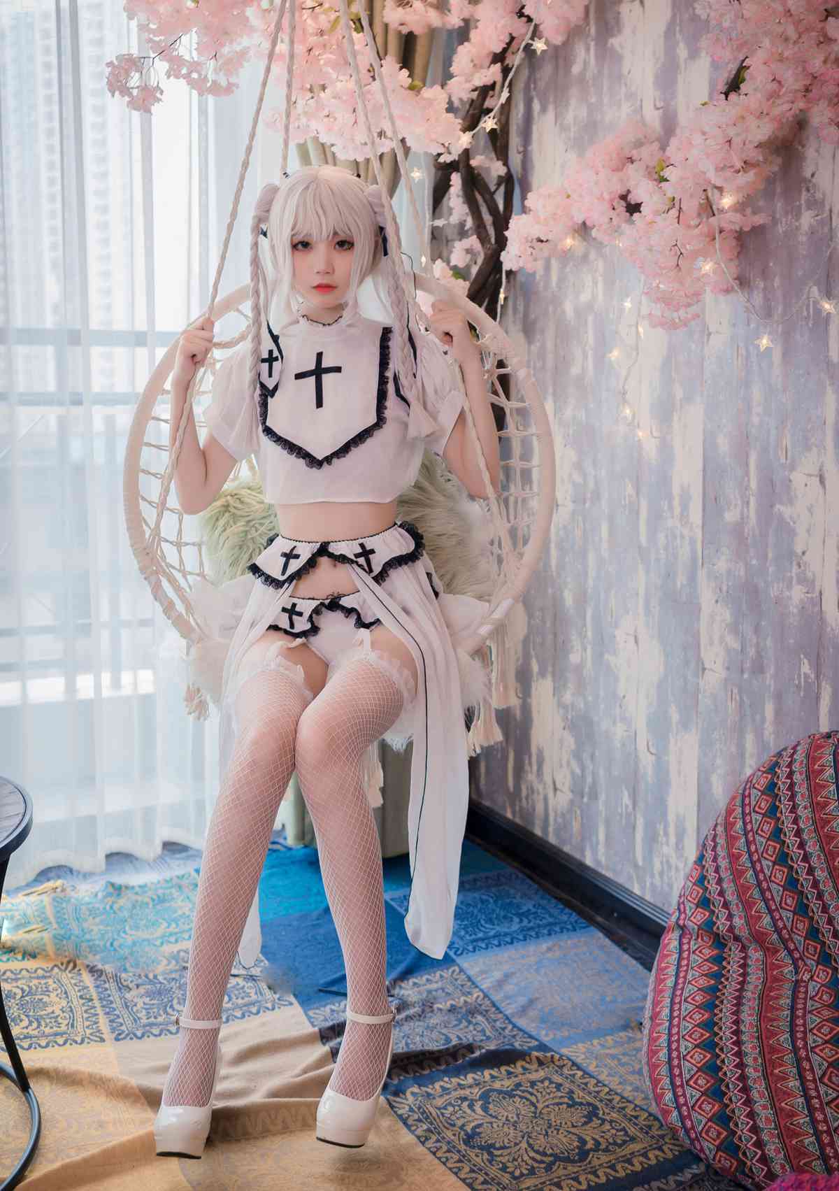 清纯少女 五更百鬼 黑白第10张