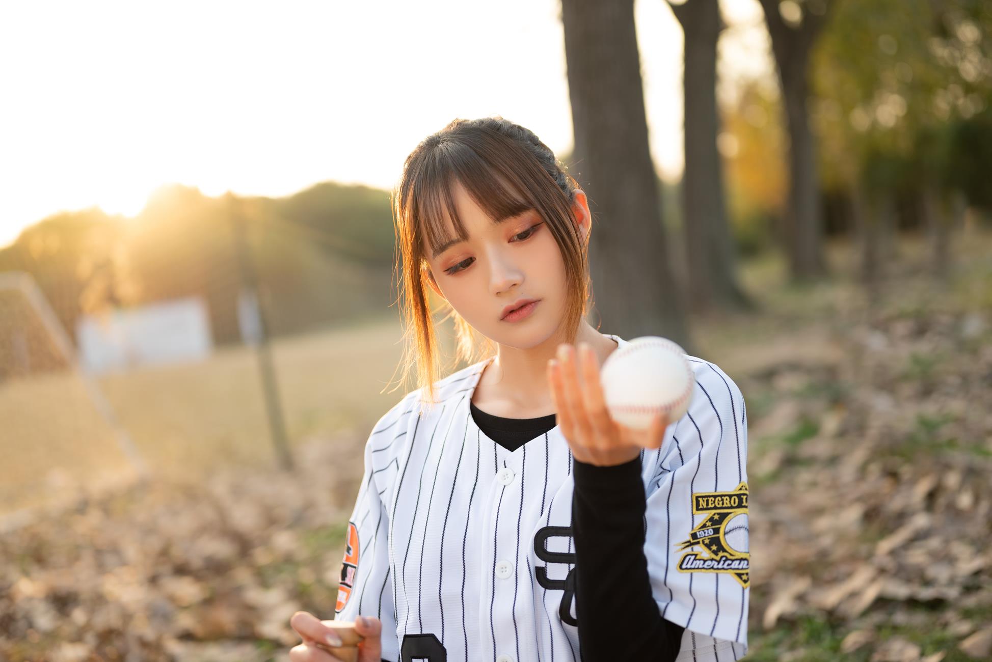 人气Coser@兔子Zzz不吃胡萝卜 棒球少女[36P]第2张