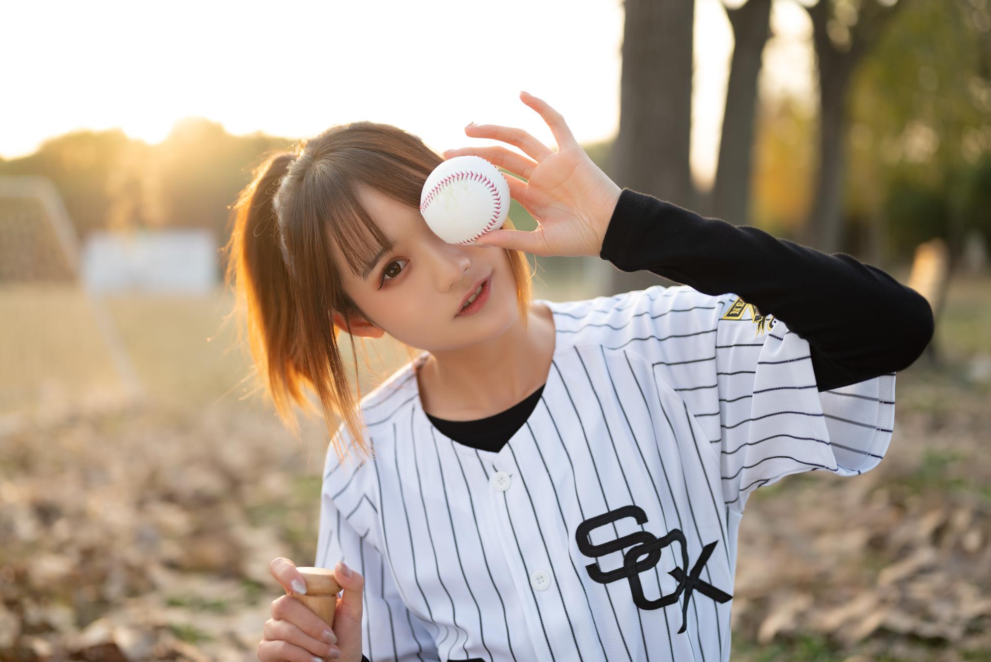 人气Coser@兔子Zzz不吃胡萝卜 棒球少女[36P]第2张