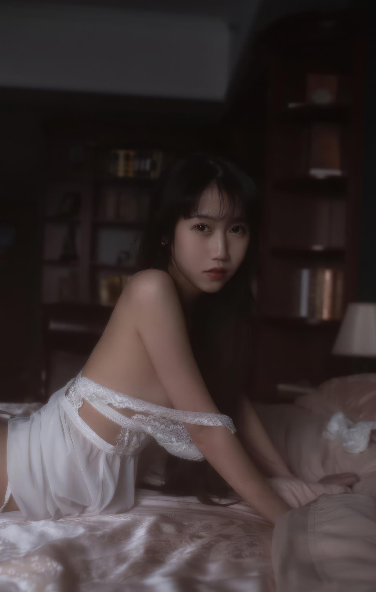 不呆猫   白月光[37P]第1张