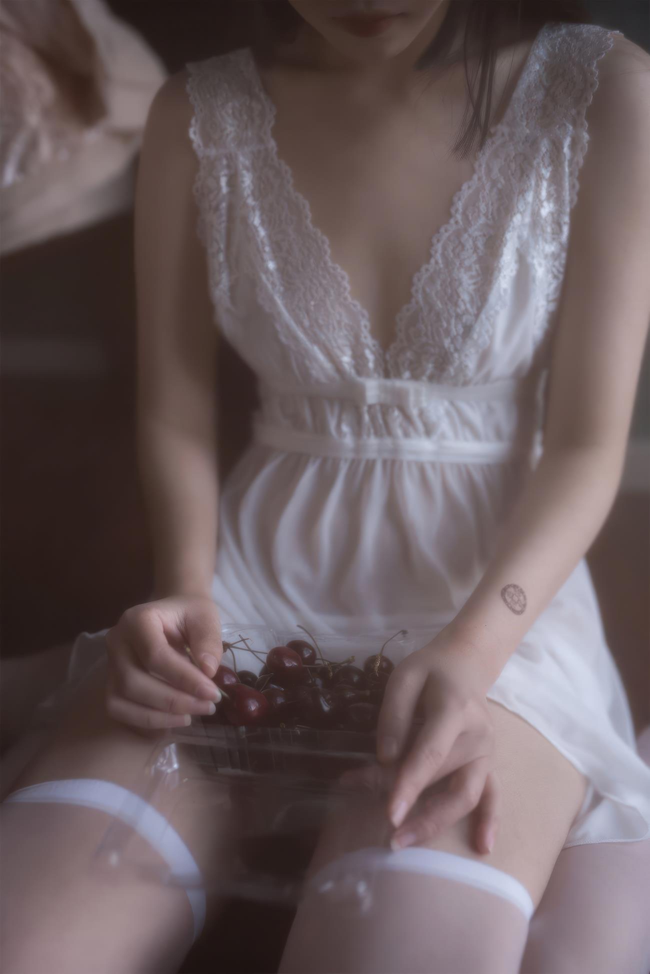 不呆猫   白月光[37P]第2张