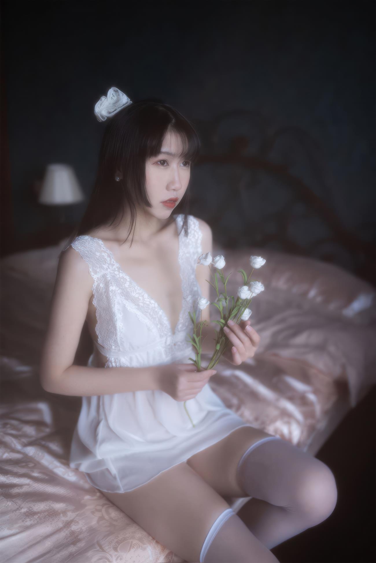 不呆猫   白月光[37P]第4张