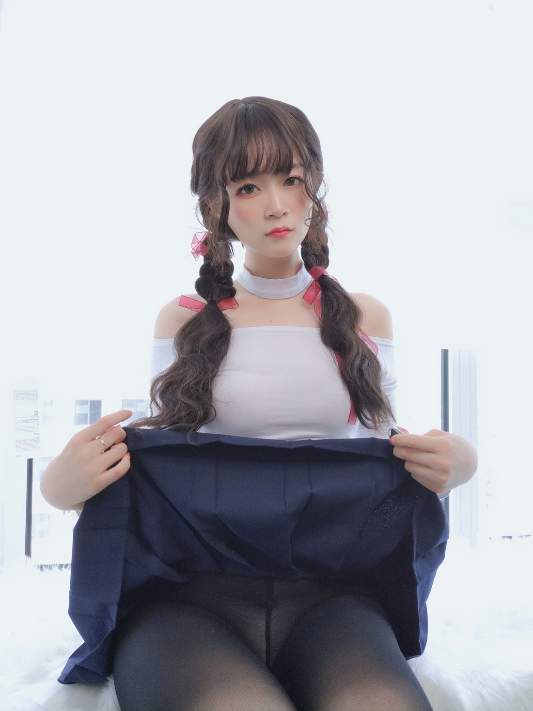 人气动漫Coser@白银81 邻家大解解的黑丝 在现浏览第6张