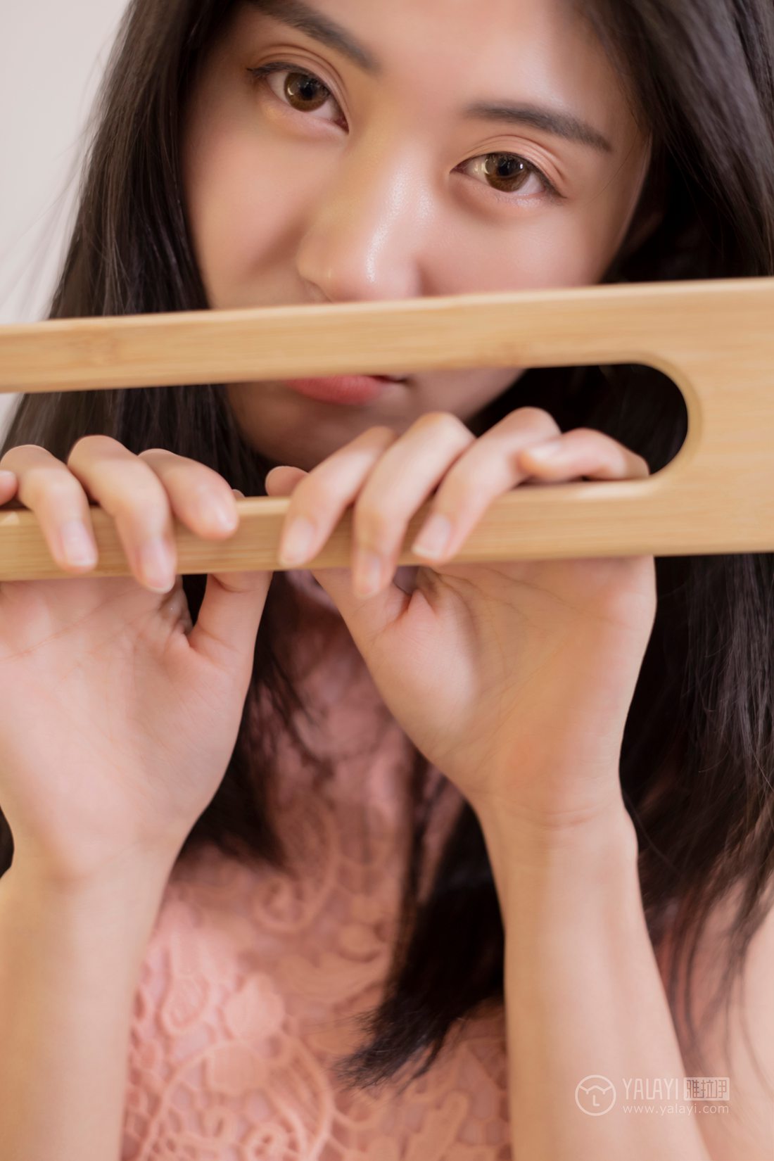 [YALAYI雅拉伊] 2019.05.28 No.291 半生缘相见 乔妹儿 在现浏览第10张