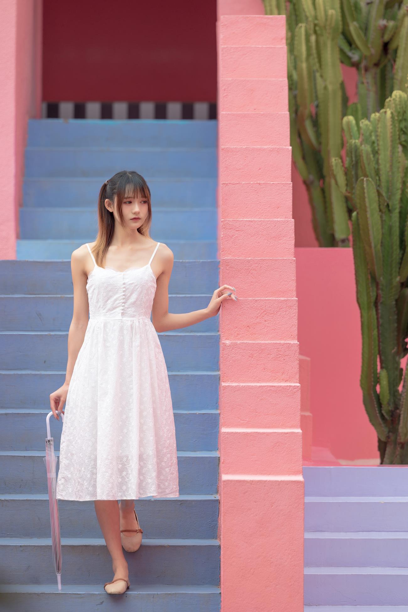 人气Coser@兔子Zzz不吃胡萝卜 彩色迷宫[31P]第1张