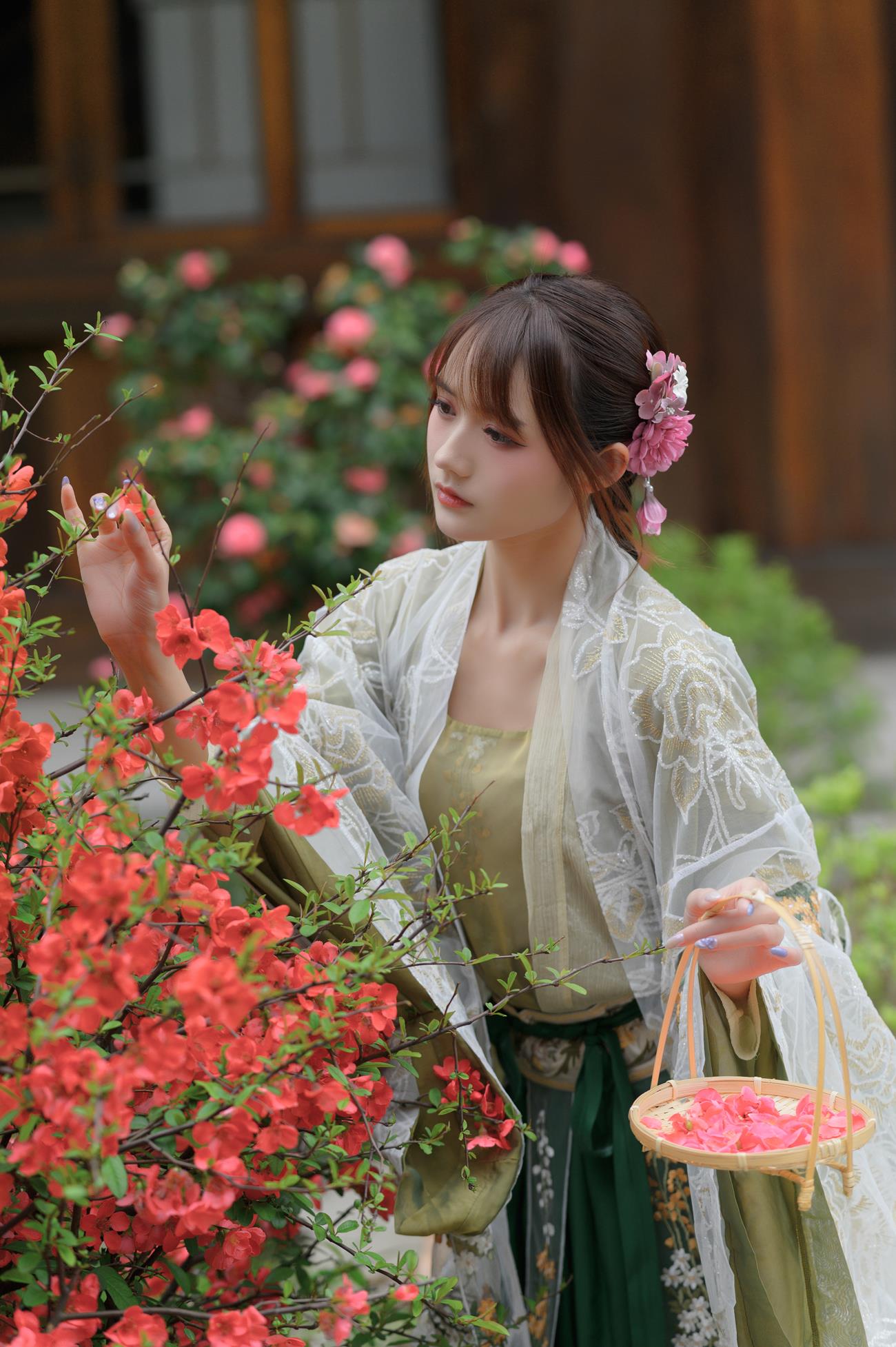 人气Coser@兔子Zzz不吃胡萝卜 宫墙柳[43P]第1张