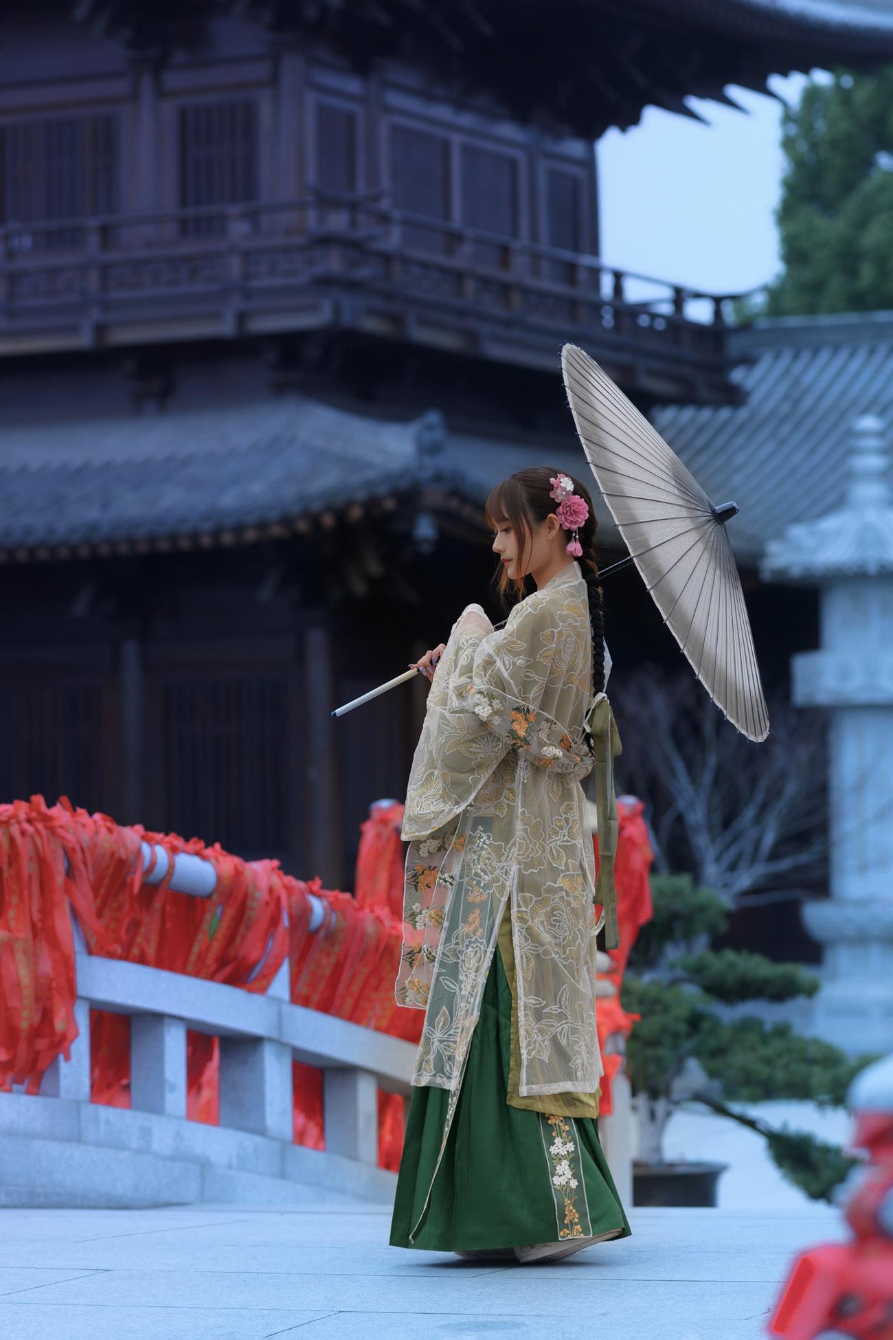 人气Coser@兔子Zzz不吃胡萝卜 宫墙柳[43P]第3张