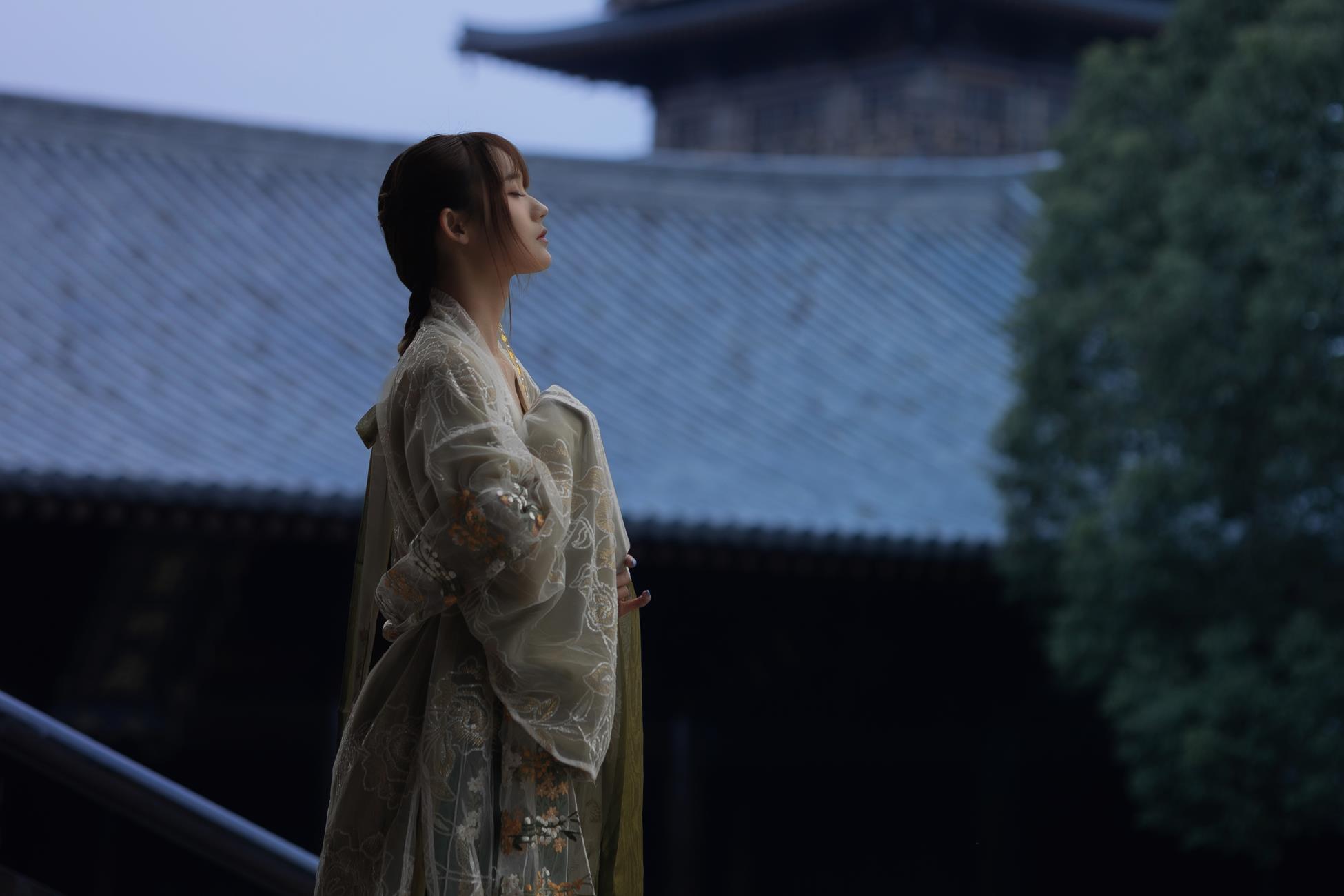 人气Coser@兔子Zzz不吃胡萝卜 宫墙柳[43P]第5张