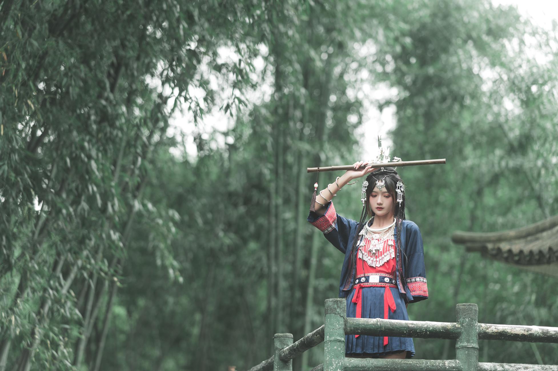 人气Coser@兔子Zzz不吃胡萝卜 苗疆一梦[41P]第1张