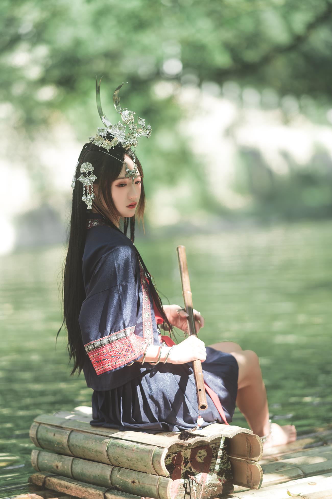 人气Coser@兔子Zzz不吃胡萝卜 苗疆一梦[41P]第1张