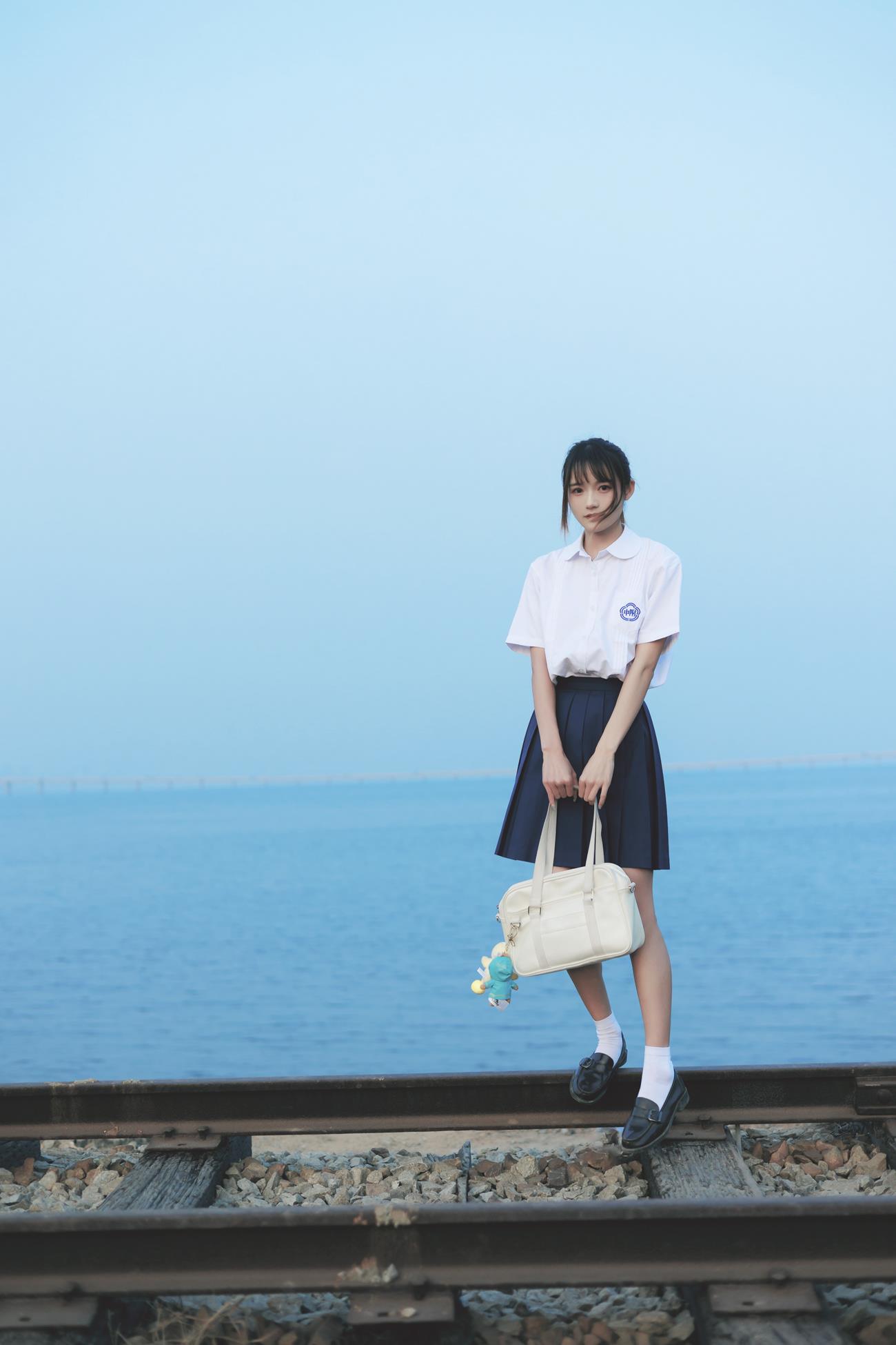 人气Coser@兔子Zzz不吃胡萝卜 海风的声[38P]第3张