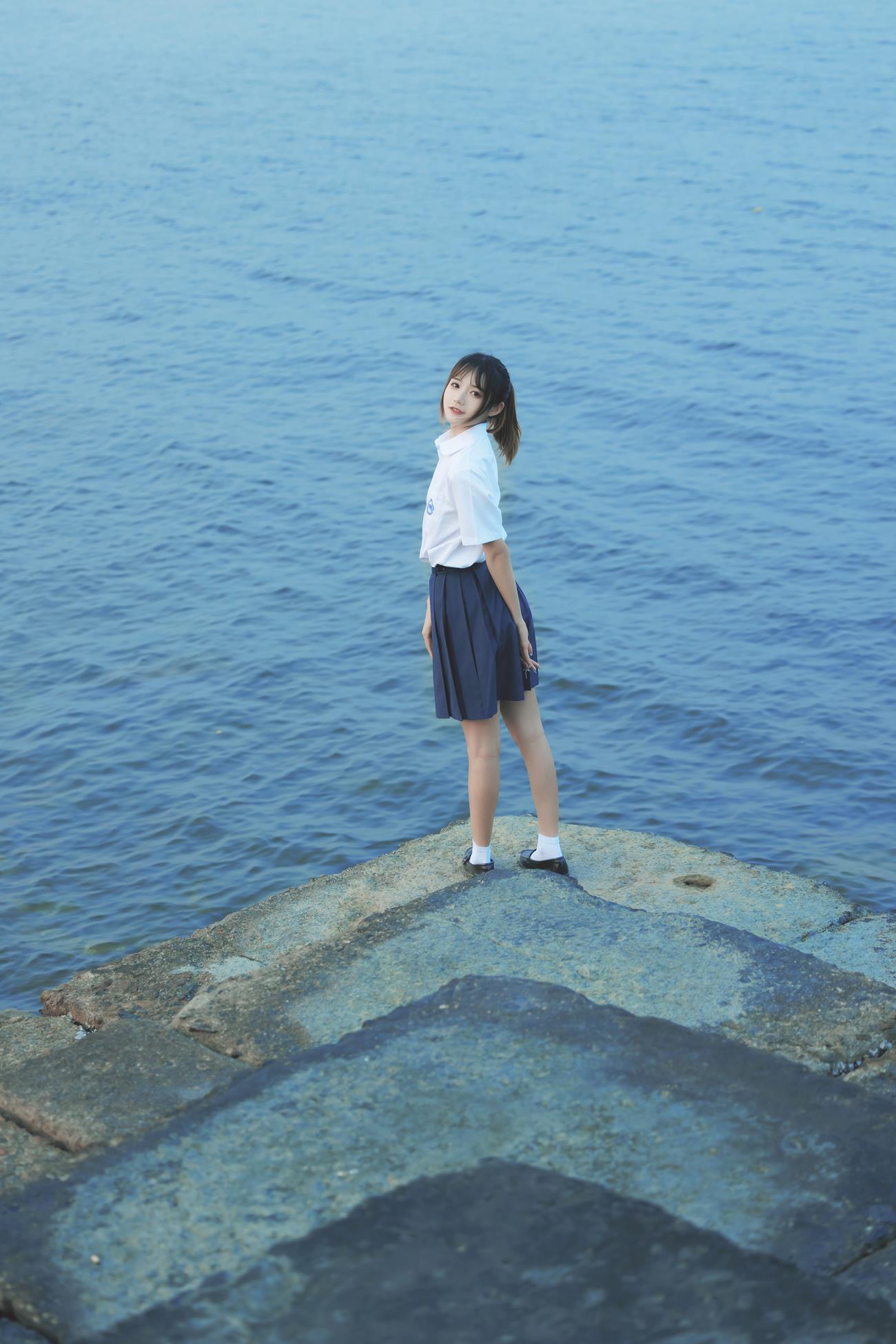 人气Coser@兔子Zzz不吃胡萝卜 海风的声[38P]第4张