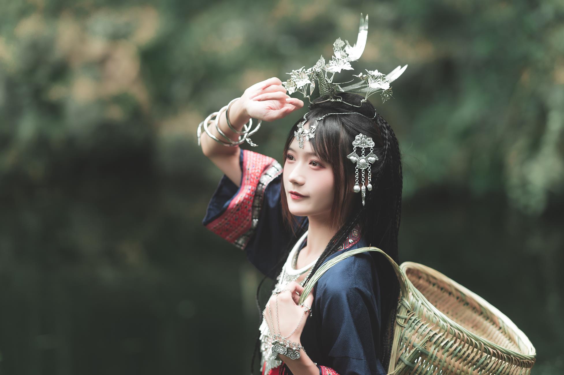 人气Coser@兔子Zzz不吃胡萝卜 苗疆一梦[41P]第3张